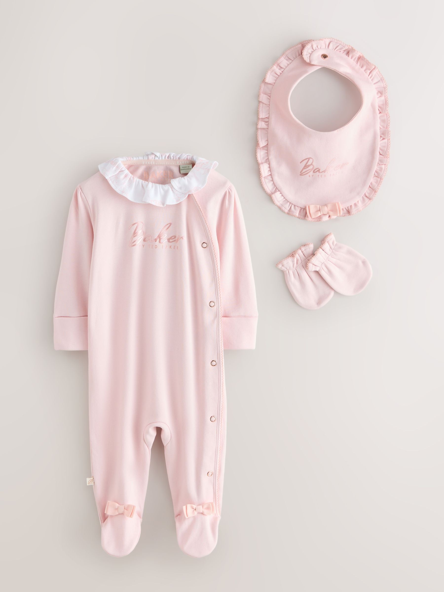 Baker by Ted Baker 6 Piece Baby Layette Gift Set image 3