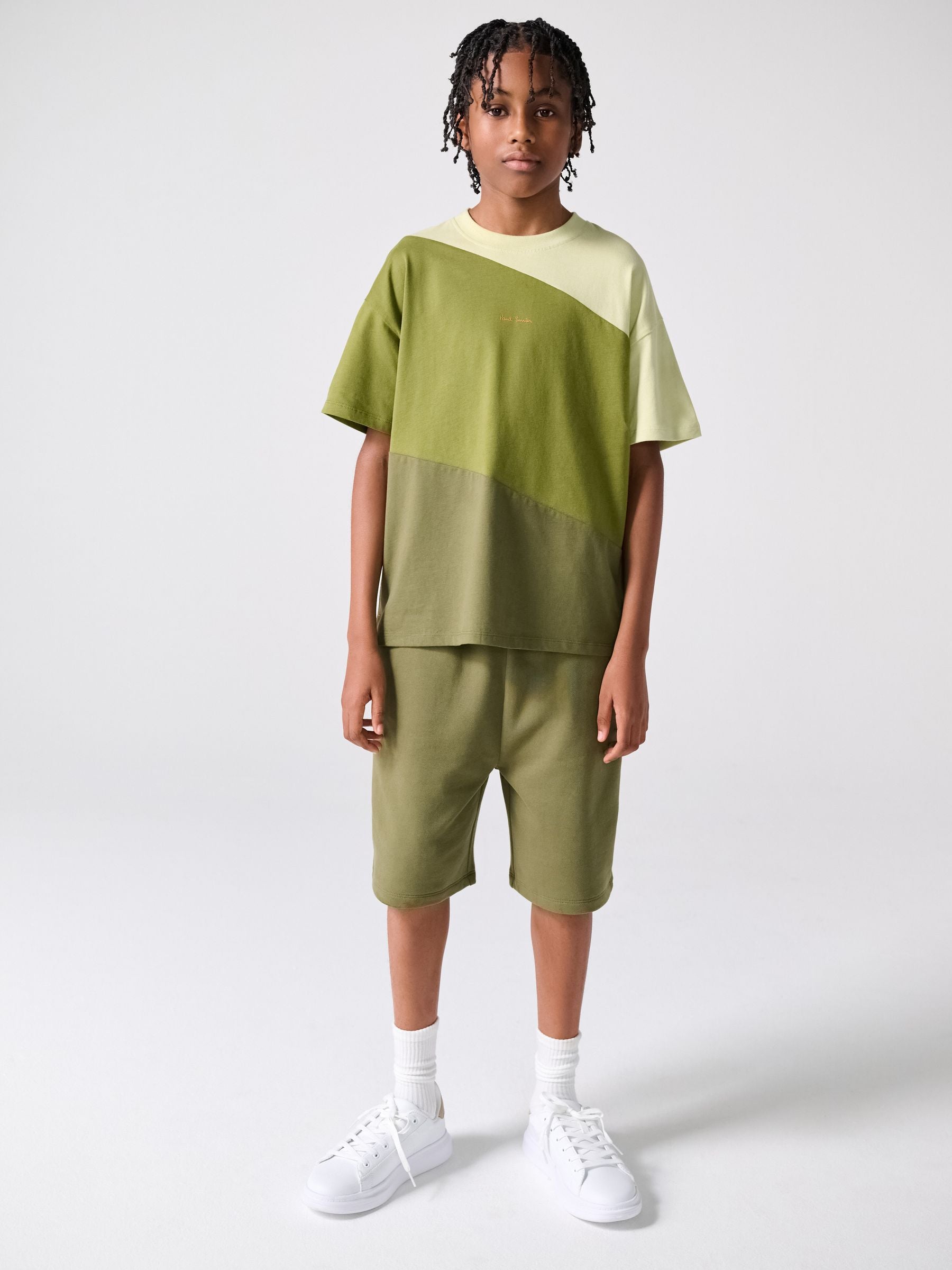 Dsiney Kidz - Paul Smith Junior Green Colourblock T-Shirt and Shorts Set image 1