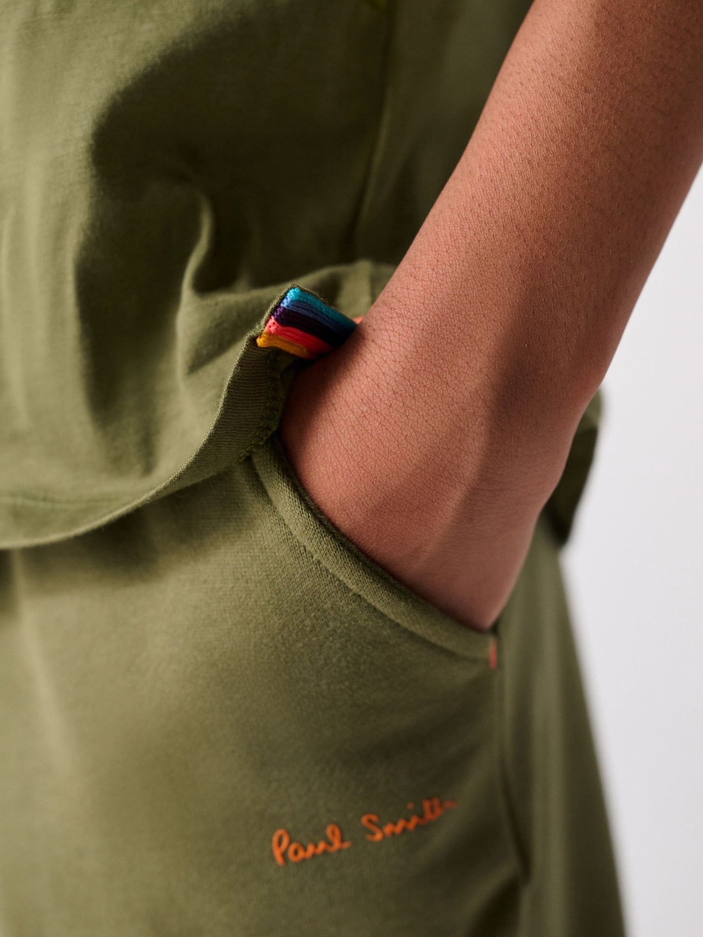 Dsiney Kidz - Paul Smith Junior Green Colourblock T-Shirt and Shorts Set image 4