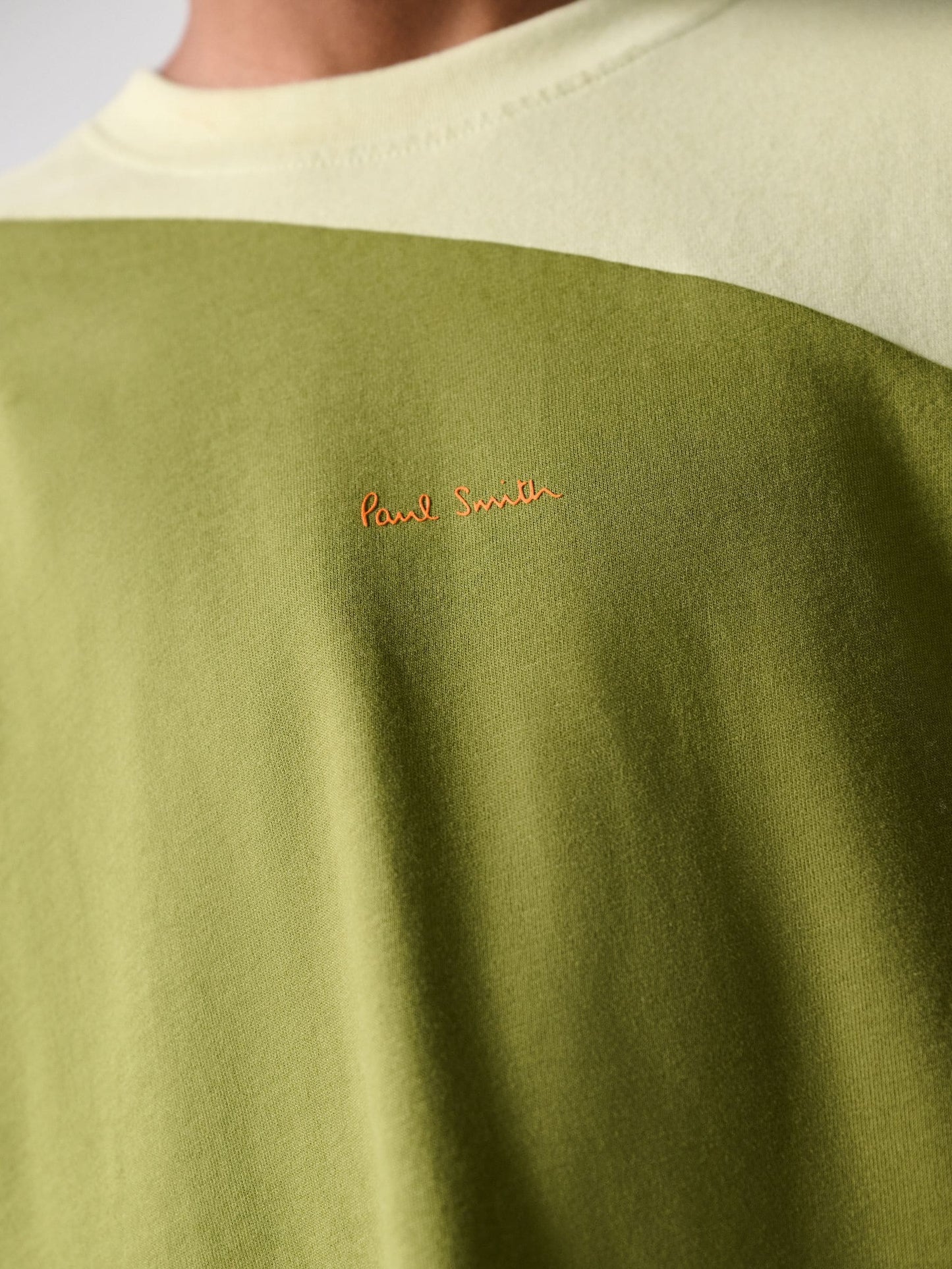 Dsiney Kidz - Paul Smith Junior Green Colourblock T-Shirt and Shorts Set image 5