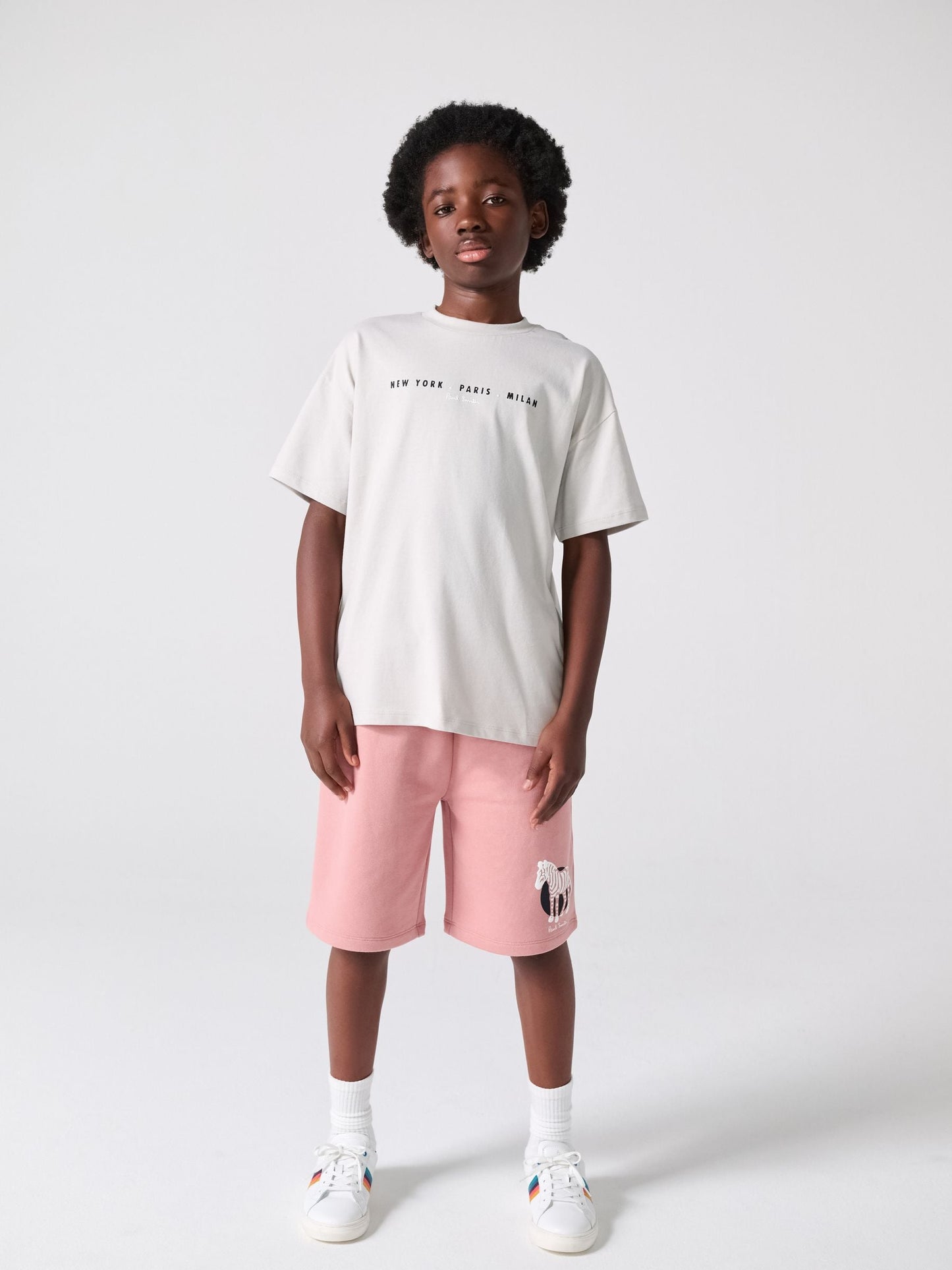 Dsiney Kidz - Paul Smith Junior Grey/Pink Graphic T-Shirt and Shorts Set image 1