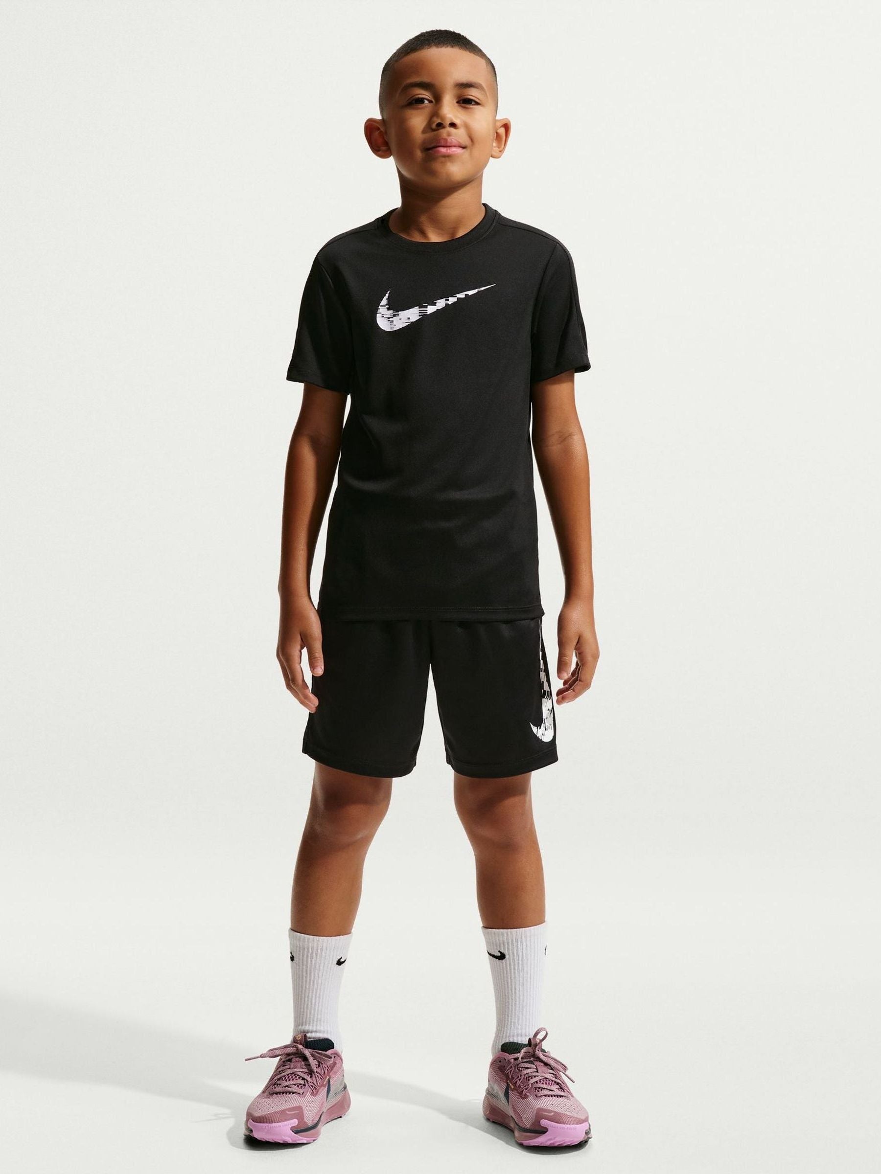 Dsiney Kidz - Nike Black Chrome Trophy23 Dri-FIT Short-Sleeve Training Tshirt image 1