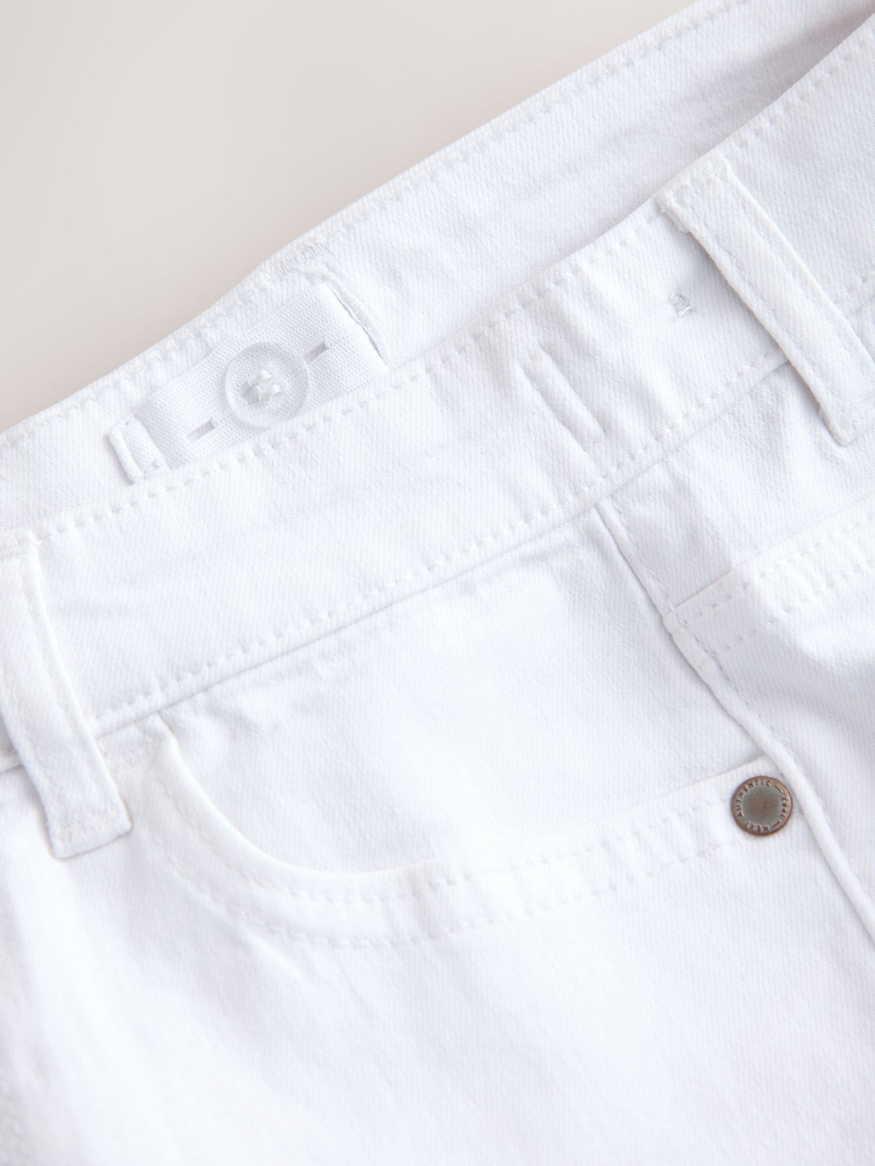 Dsiney Kidz - White Single Denim Shorts (3-16yrs) image 9