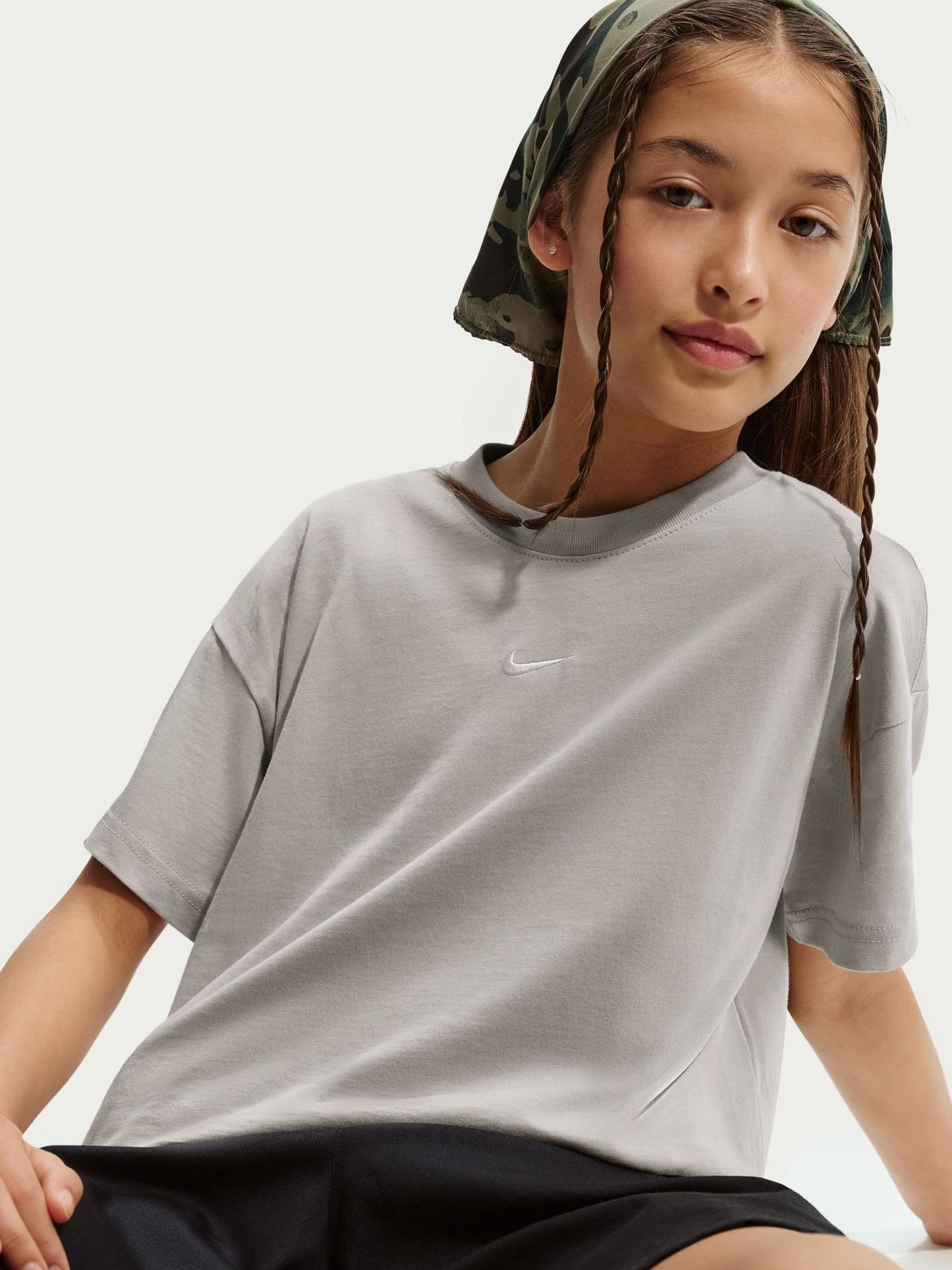 Dsiney Kidz - Nike Neutral Sportswear Boxy T-Shirt image 5