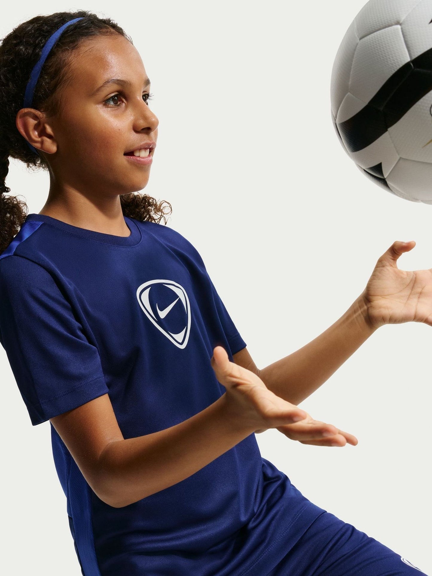 Dsiney Kidz - Nike Blue Void Short Sleeve Top image 5