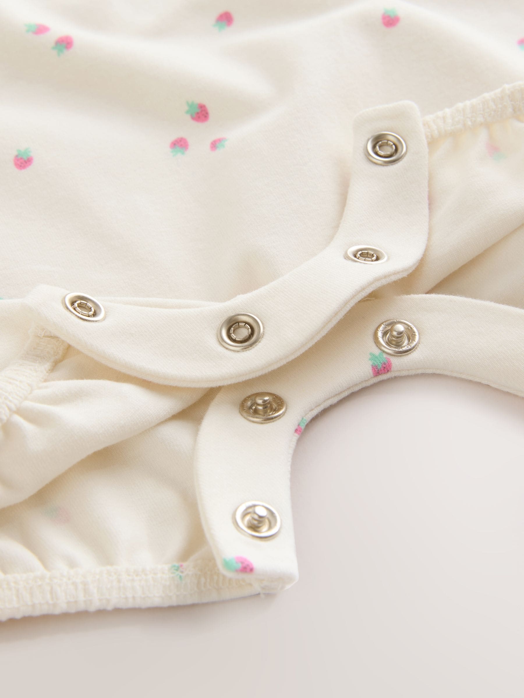 Ecru Fruit All Over Print I Love My Daddy Jersey Baby Romper image 8