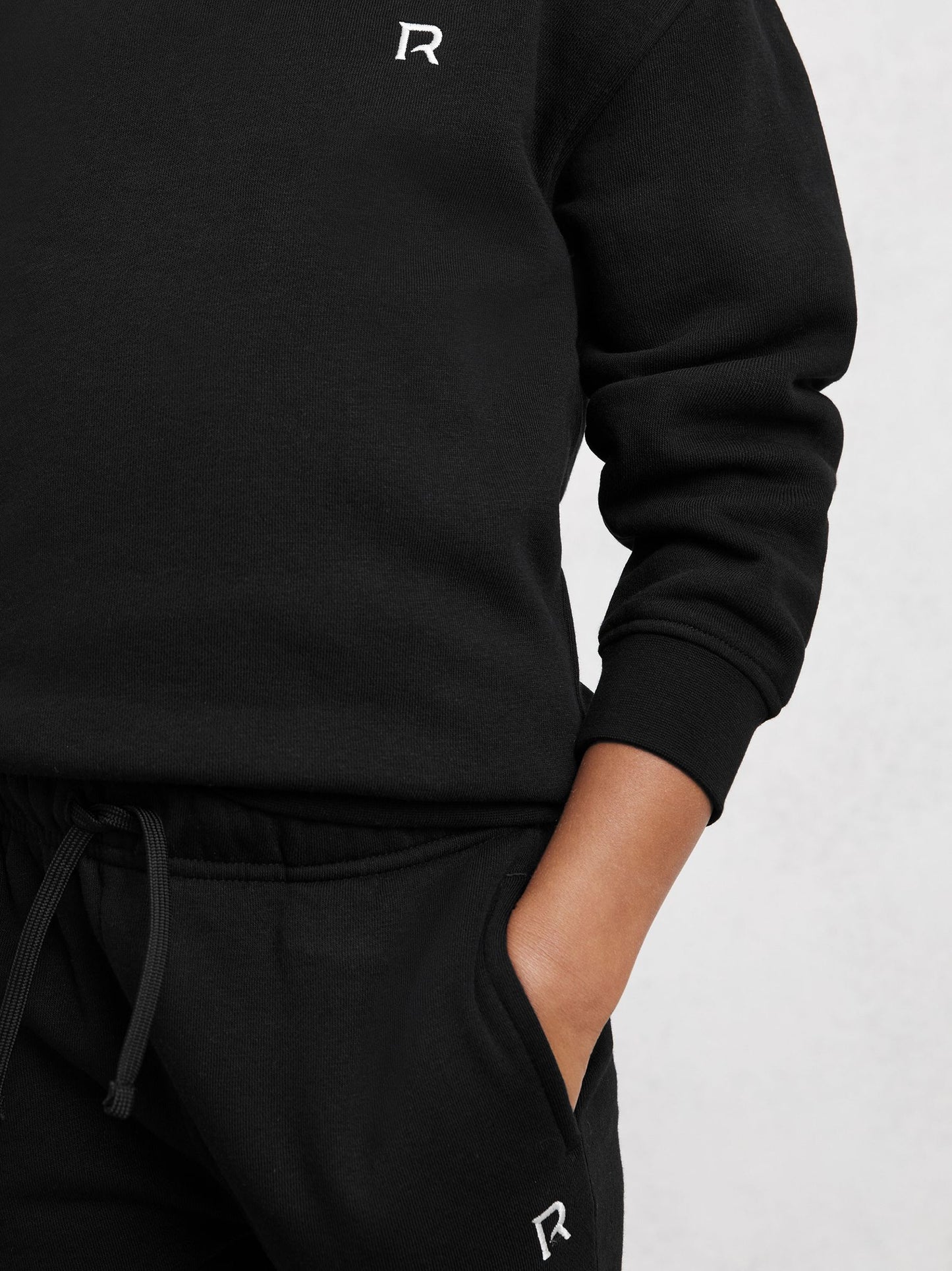 Reiss Black Avery 9-13 yrs Logo Sweatshirt and Joggers Set Cotton-Blend image 4