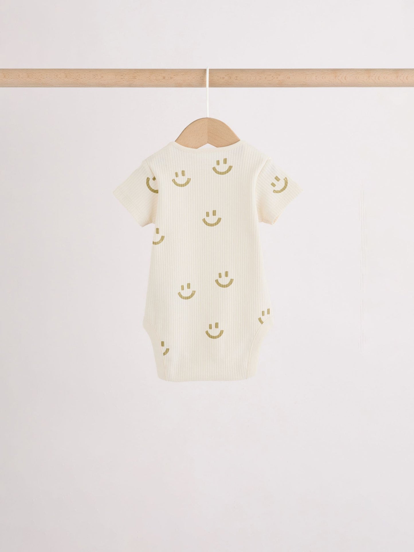 Multi Short Sleeve Baby Bodysuits 5 Pack image 8