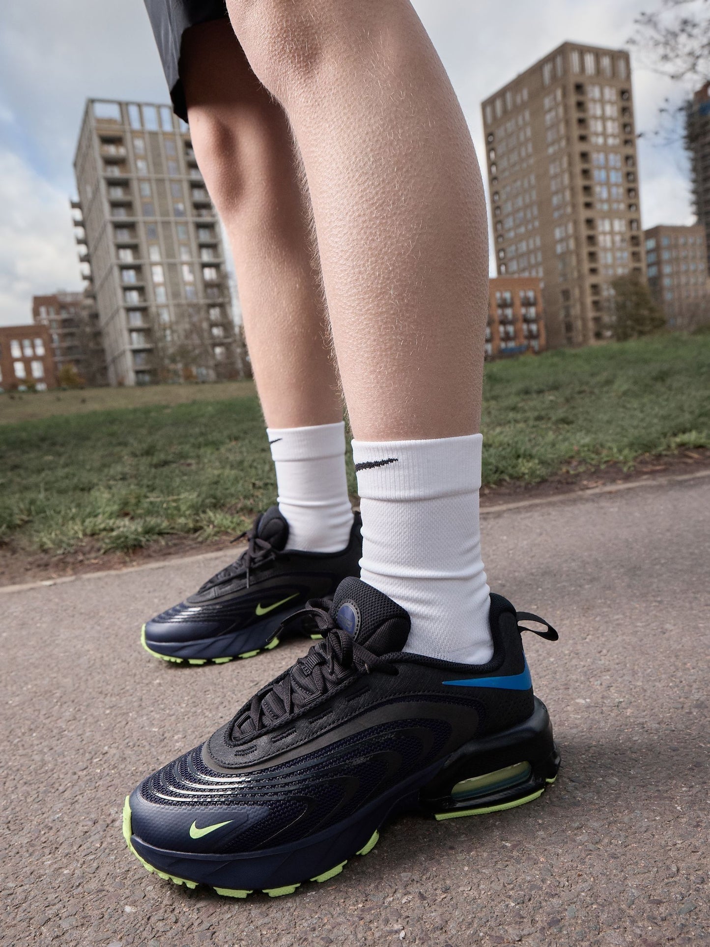 Nike Black/Blue Youth Air Max Fire Trainers image 1