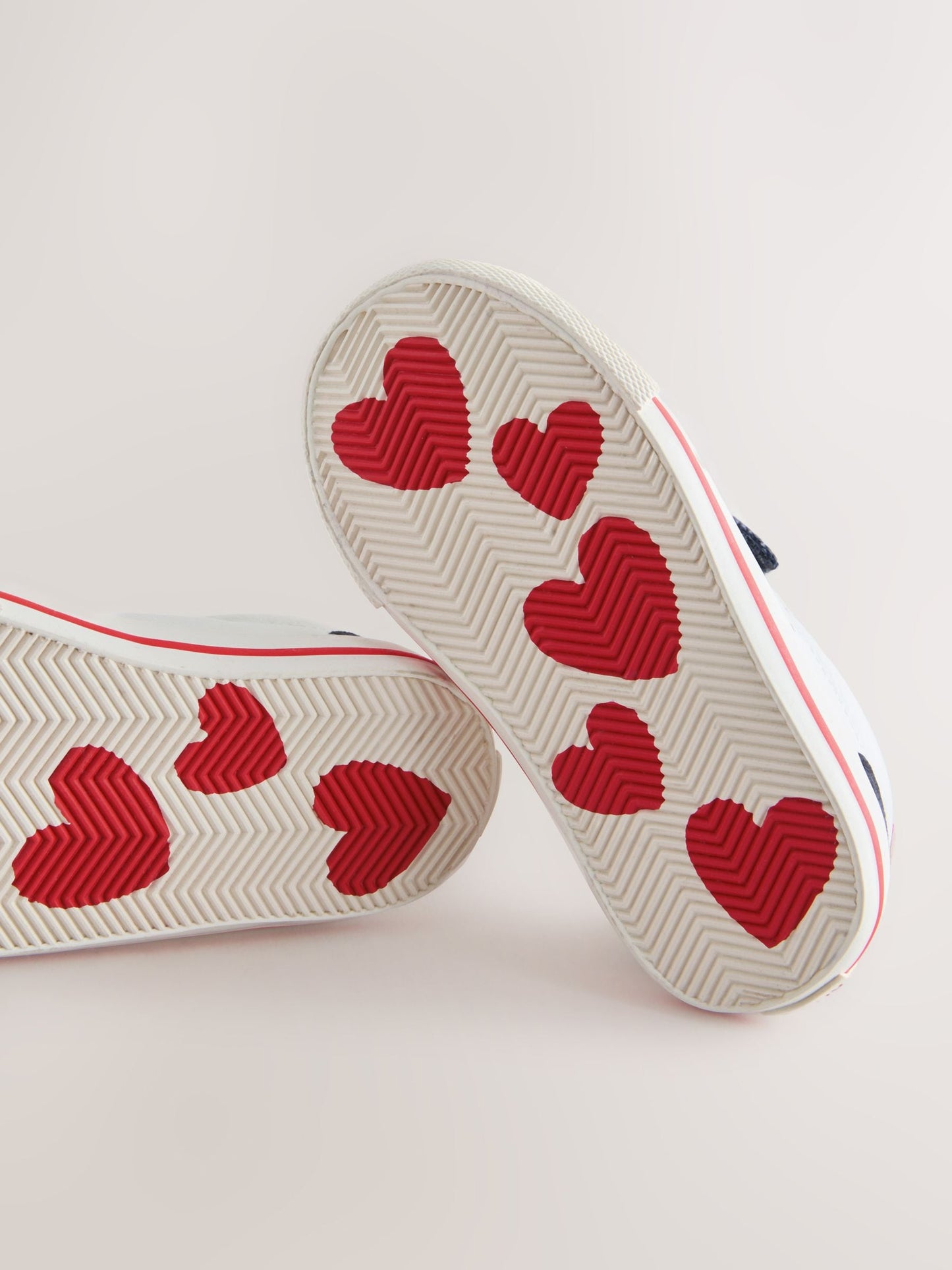 White/Black Hello Kitty Touch Fastening Elastic Lace Trainers image 4