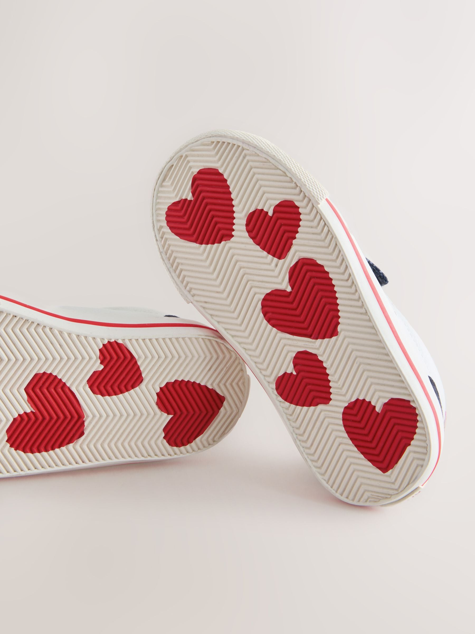 White/Black Hello Kitty Touch Fastening Elastic Lace Trainers image 3