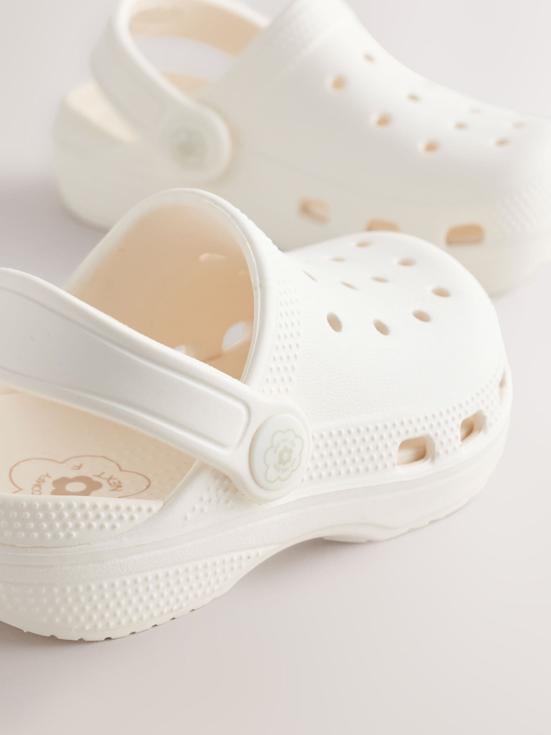 Bone Standard Fit (F) Comfort Clogs image 4
