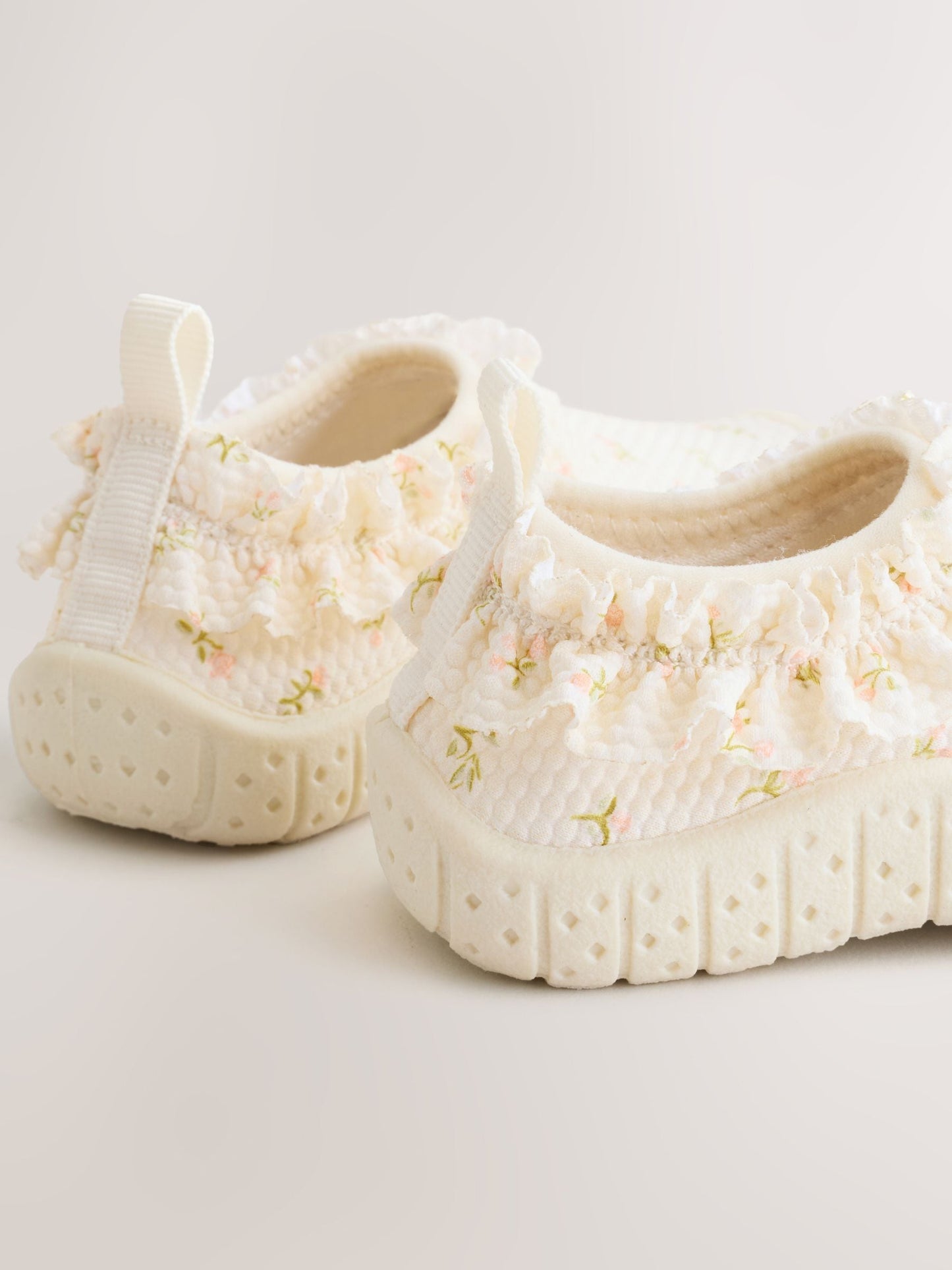 Cream Floral Swim Socks image 5