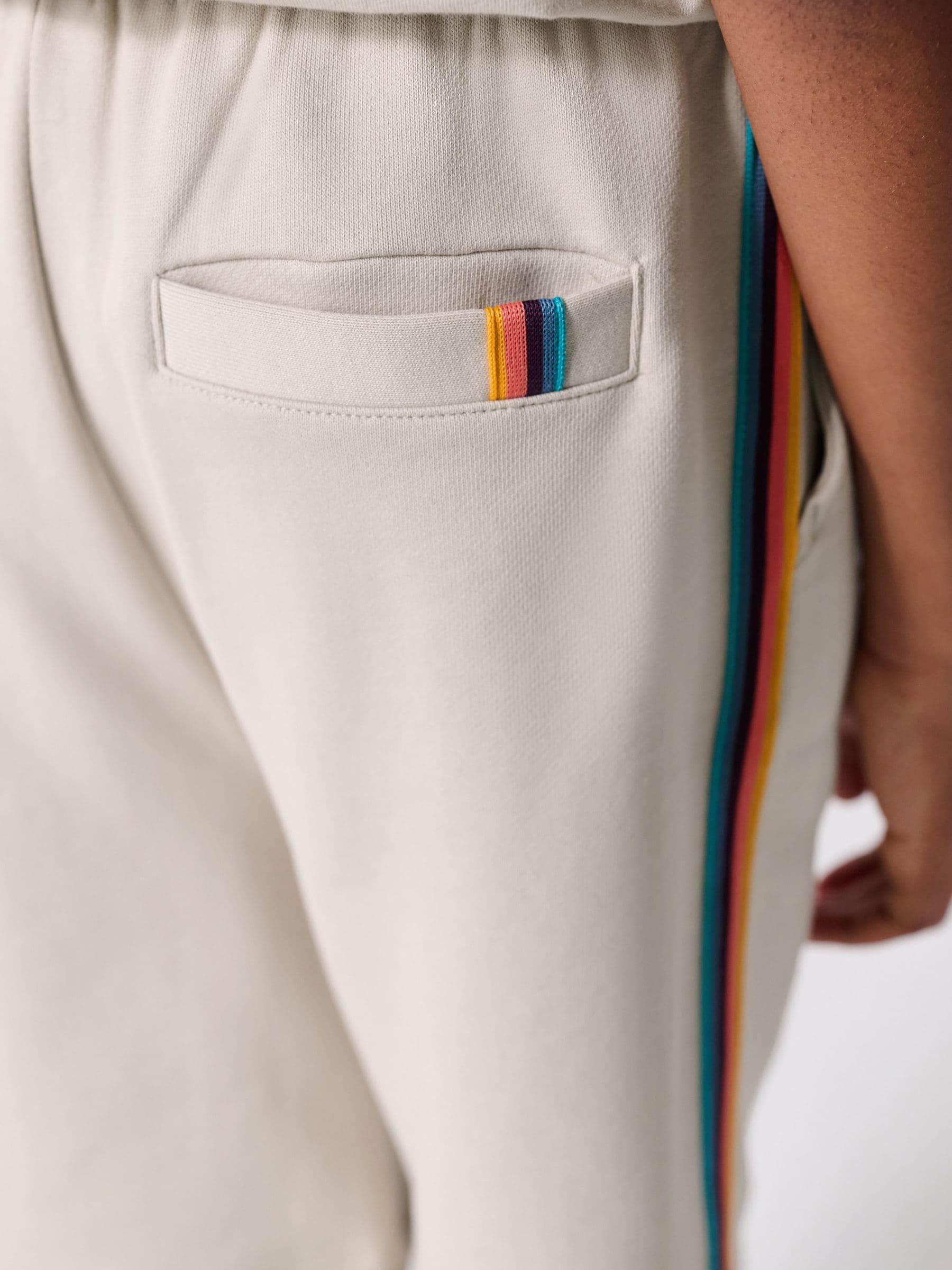 Dsiney Kidz - Paul Smith Junior Stone T-Shirt and Shorts Set image 6
