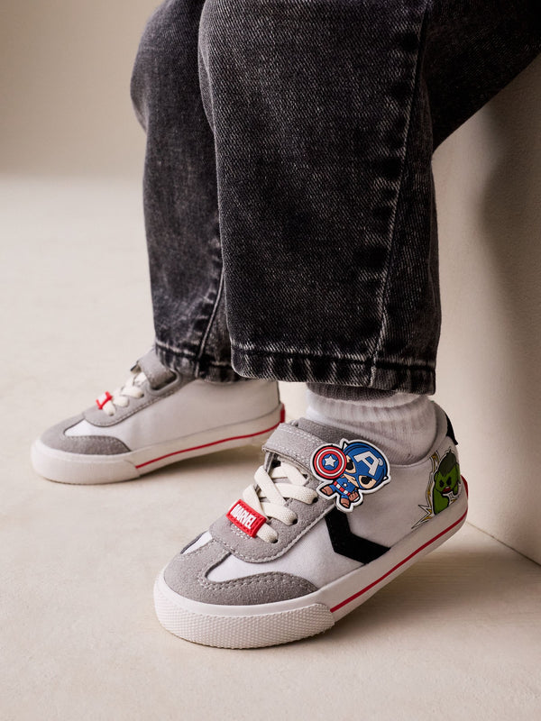 White/Black Wide Fit (G) Marvel Touch Fastening Elastic Lace Trainers image 1