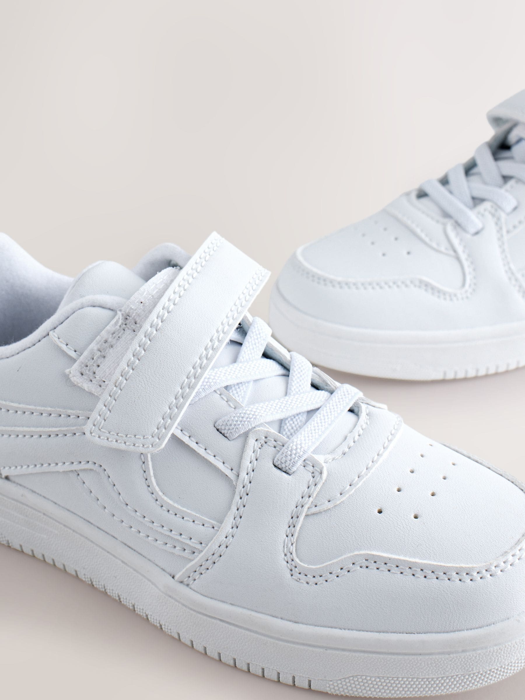 White Touch Fastening Elastic Lace Trainers image 4