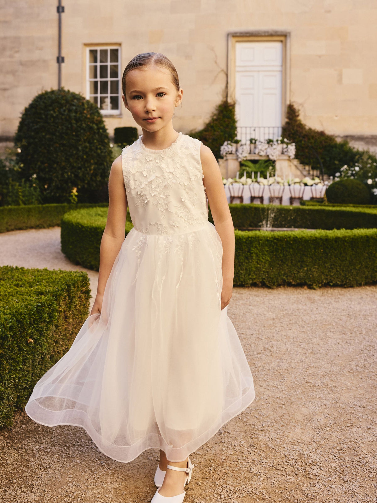 Dsiney Kidz - White Floral Embroidered Flower Bow Dress (3-16yrs) image 2
