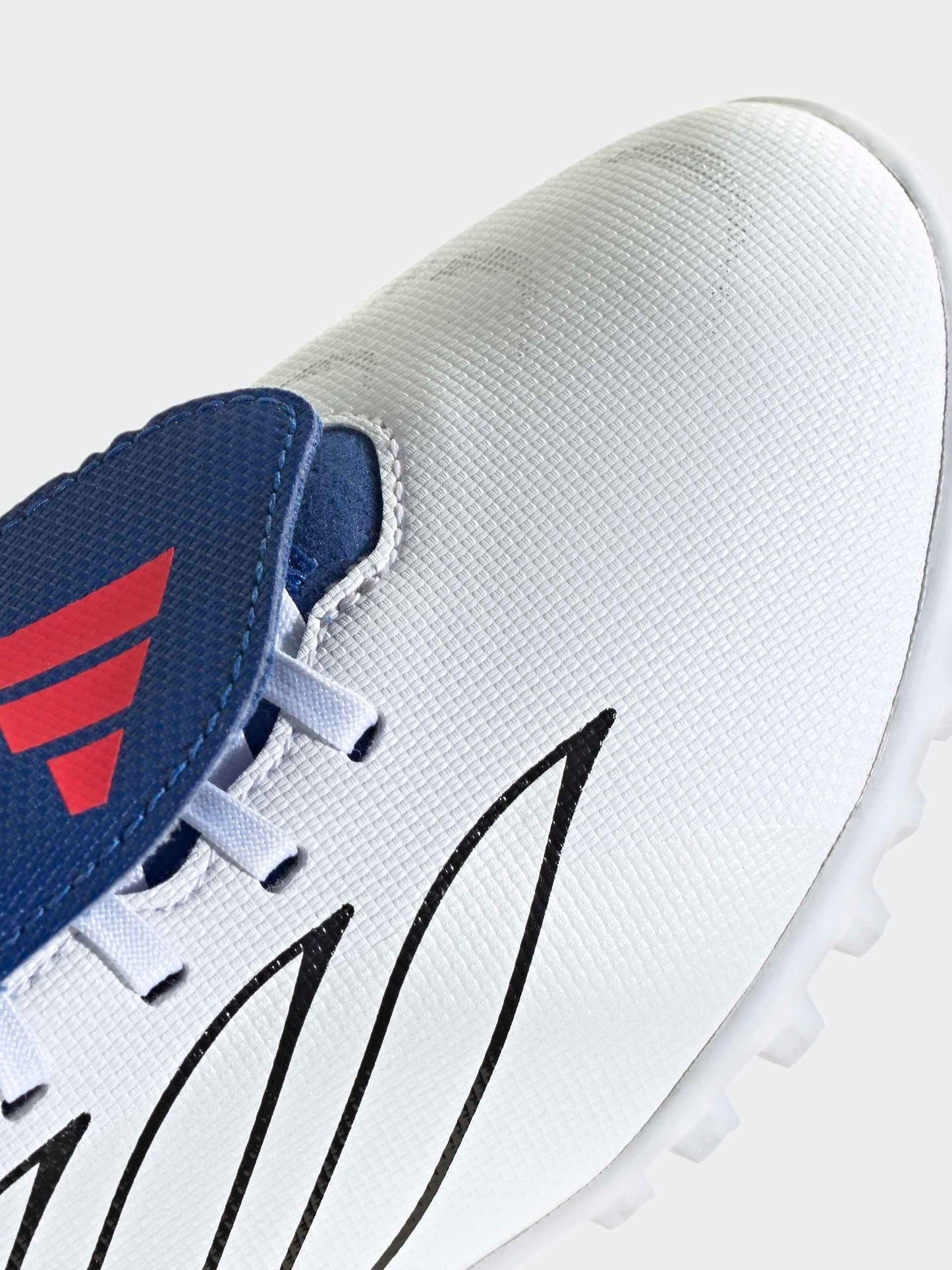 adidas White Predator Club Fold-Over Tongue Turf Football Kids Trainers image 7