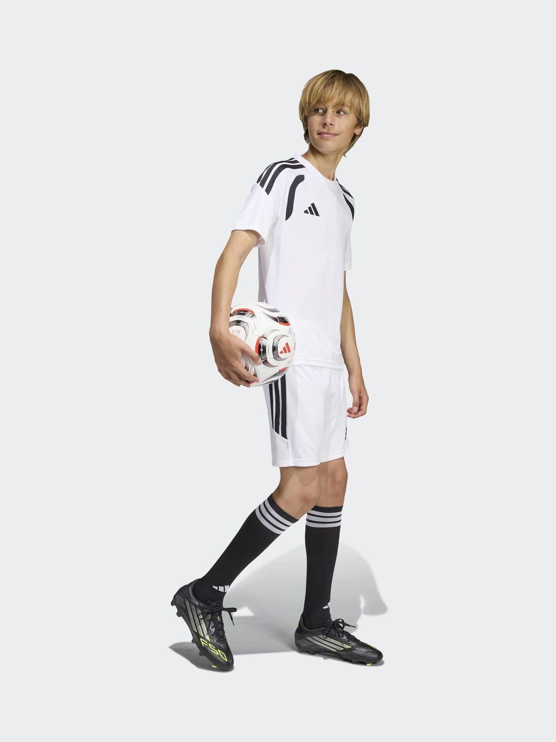 Dsiney Kidz - adidas White Tiro 26 League Training Shorts image 2