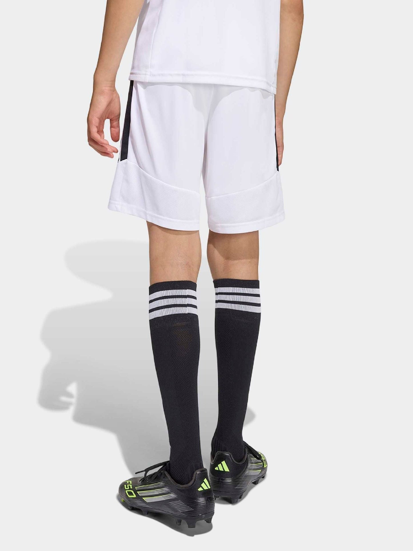 Dsiney Kidz - adidas White Tiro 26 League Training Shorts image 3