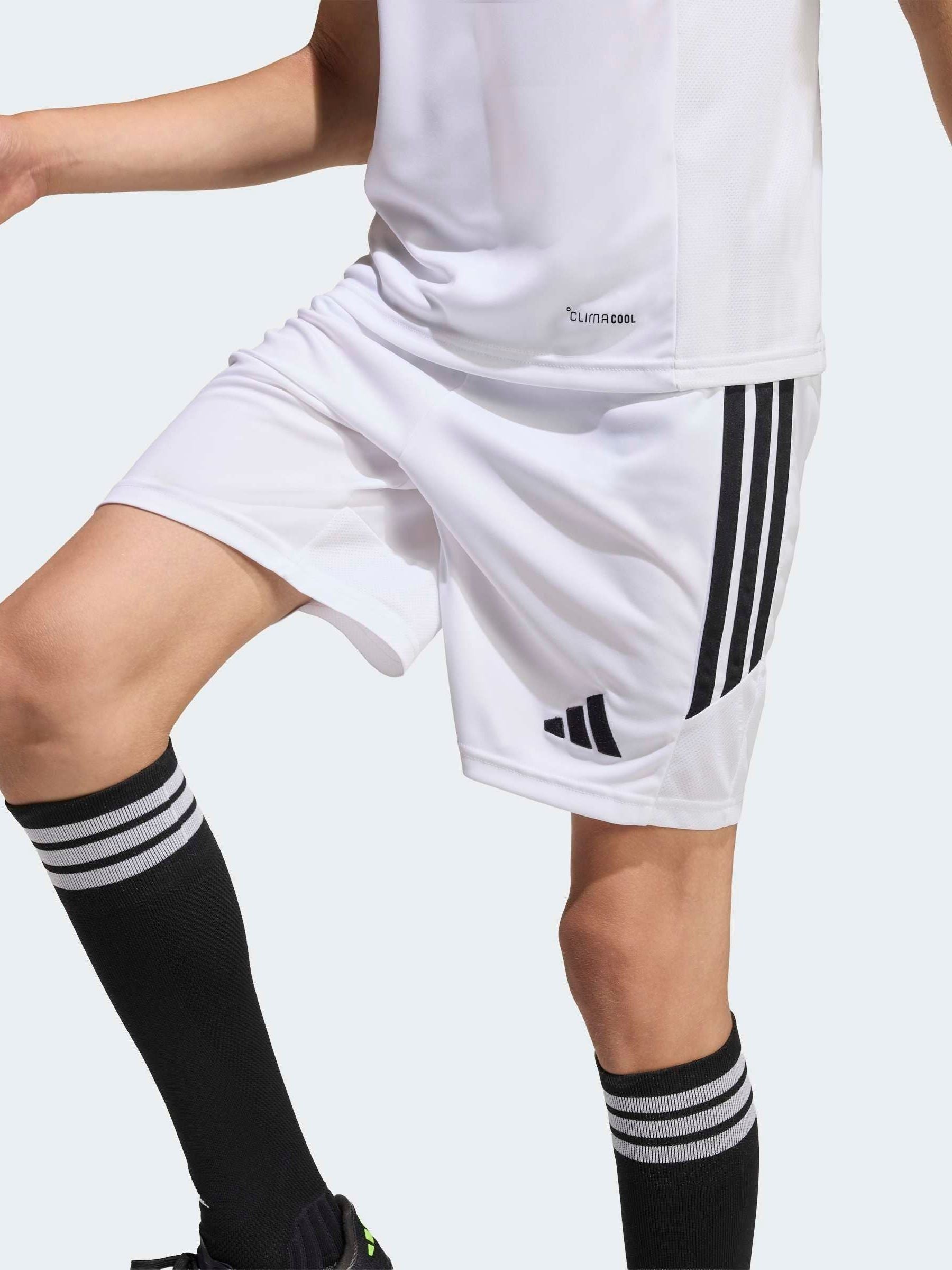 Dsiney Kidz - adidas White Tiro 26 League Training Shorts image 4