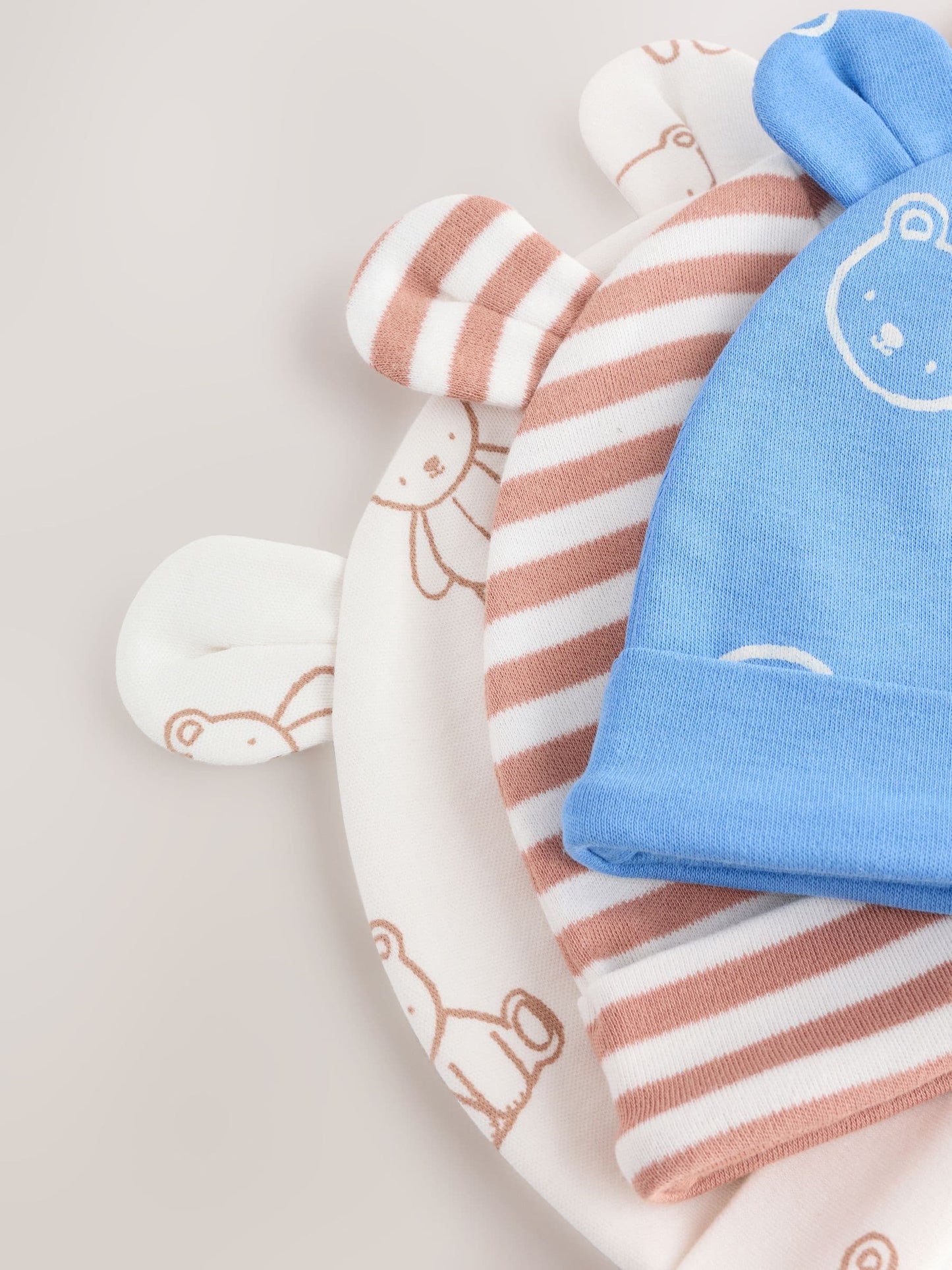 Blue/Ecru Bear Baby Hat And Bib Set (0-18mths) image 5
