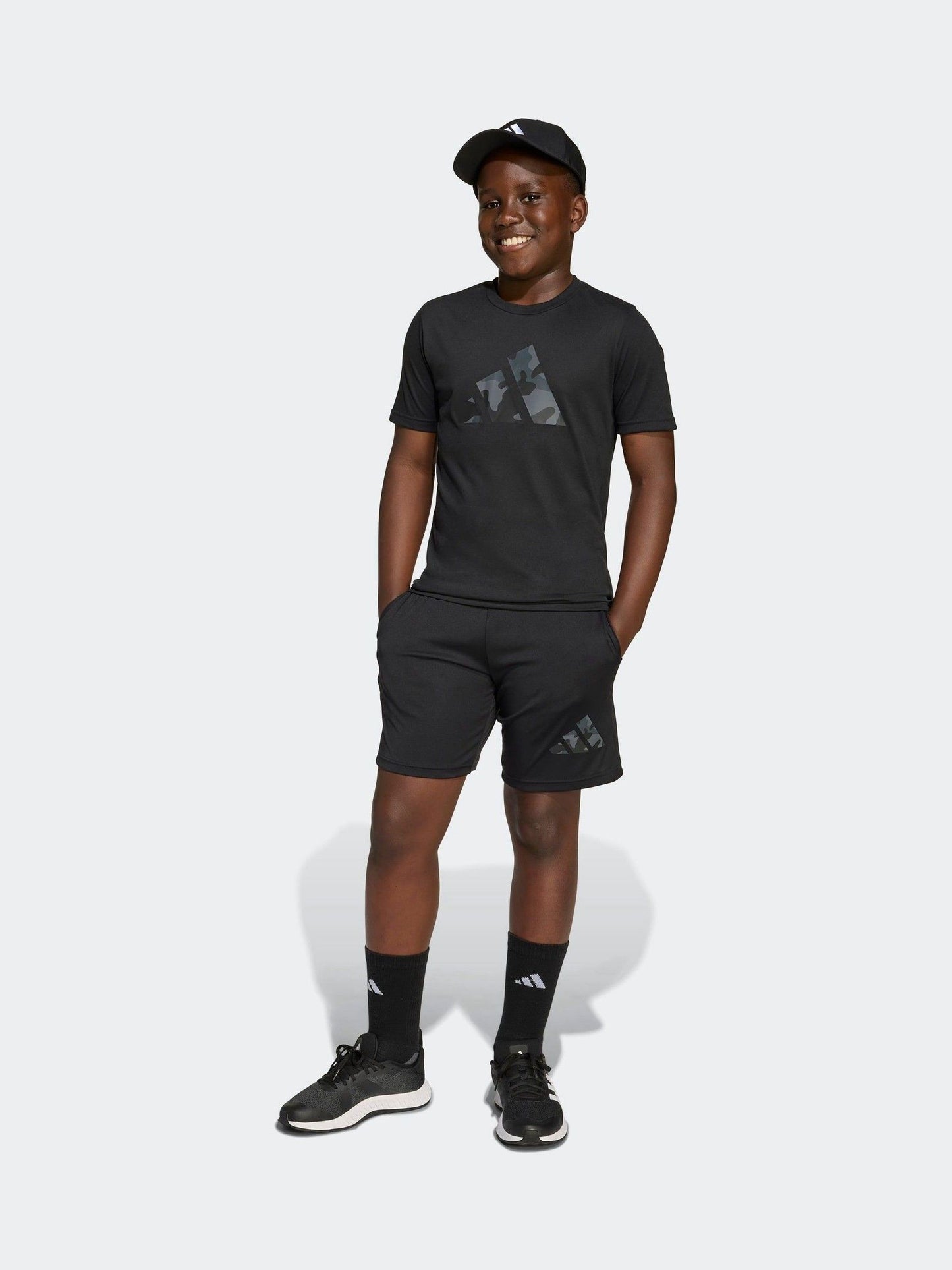 Dsiney Kidz - adidas Black Train Essentials Camo Sport Set Kids image 5