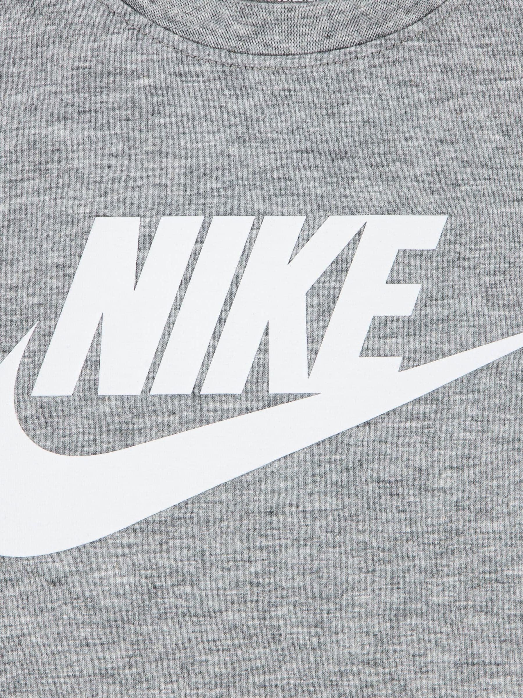Nike Grey/Navy Club Hbr T-Shirt And Shorts Set image 3