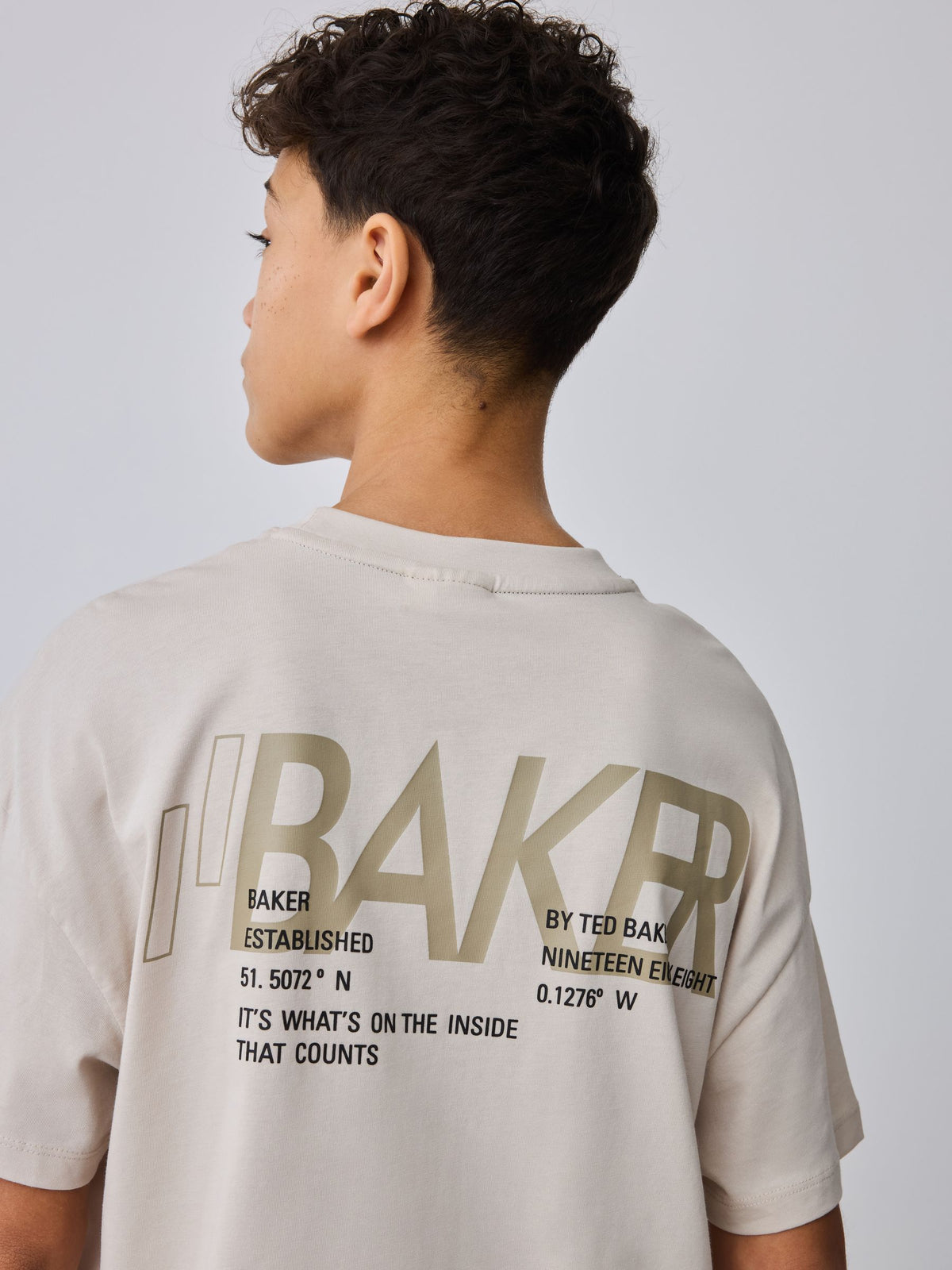 Dsiney Kidz - Baker by Ted Baker Oversized Graphic T-Shirt and Shorts Set image 5