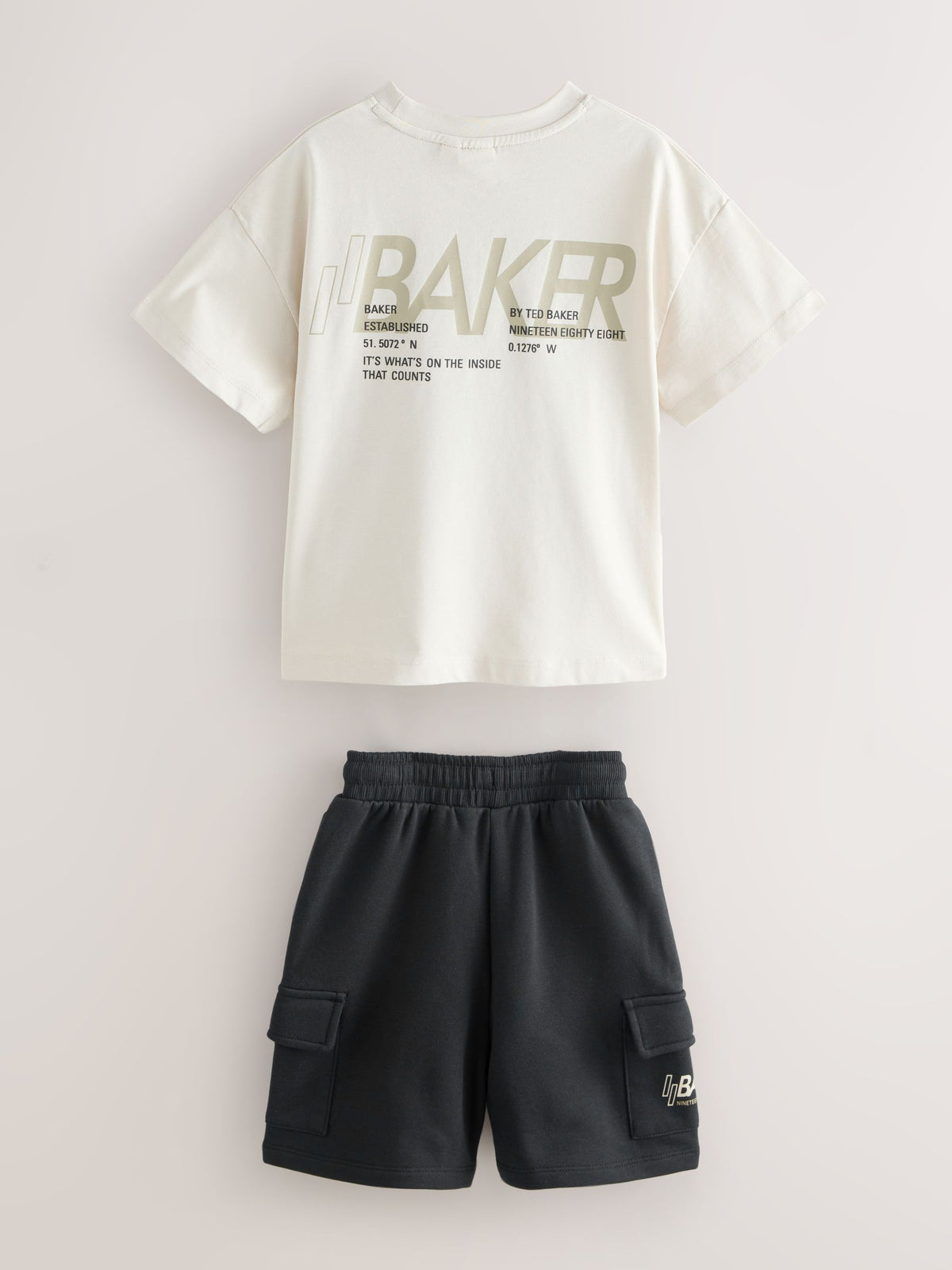 Dsiney Kidz - Baker by Ted Baker Oversized Graphic T-Shirt and Shorts Set image 9