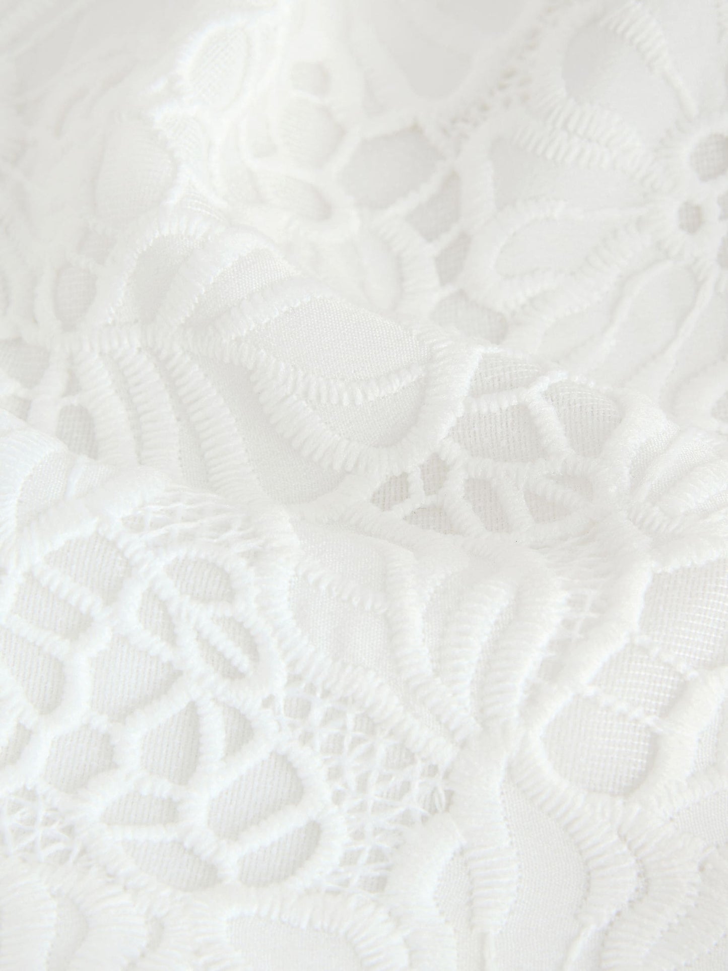 Dsiney Kidz - smALLSAINTS White Lace Top and Shorts Set image 8