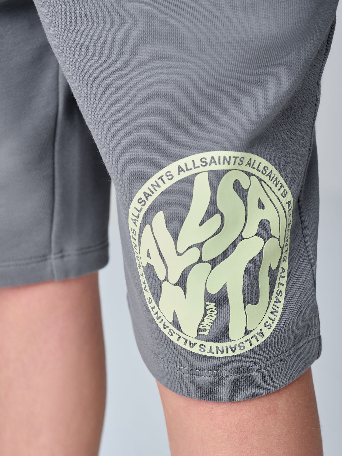 Dsiney Kidz - smALLSAINTS White/Green Distortion T-Shirt and Sweat Shorts Set image 9