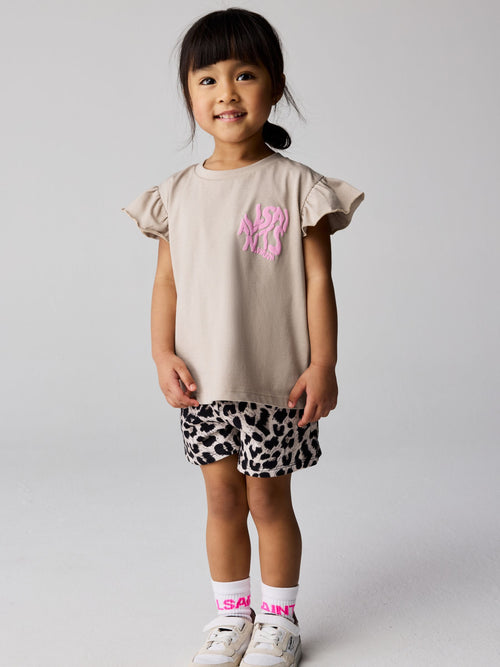 Dsiney Kidz - smALLSAINTS Leopard Orlando Frill T-Shirt and Sweat Short Younger Set image 1
