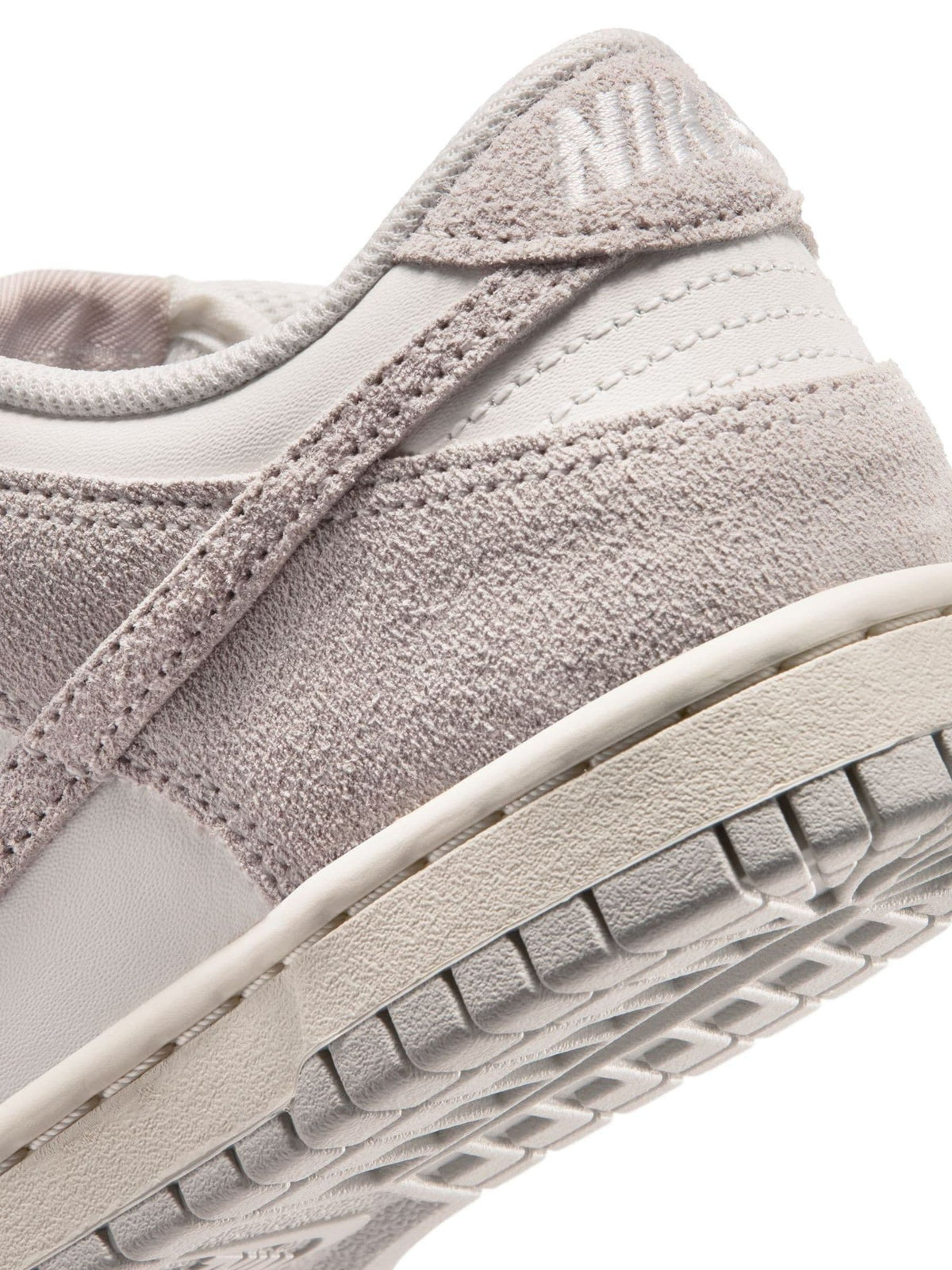 Nike Natural Off White Youth Dunk Low Trainers - image 10