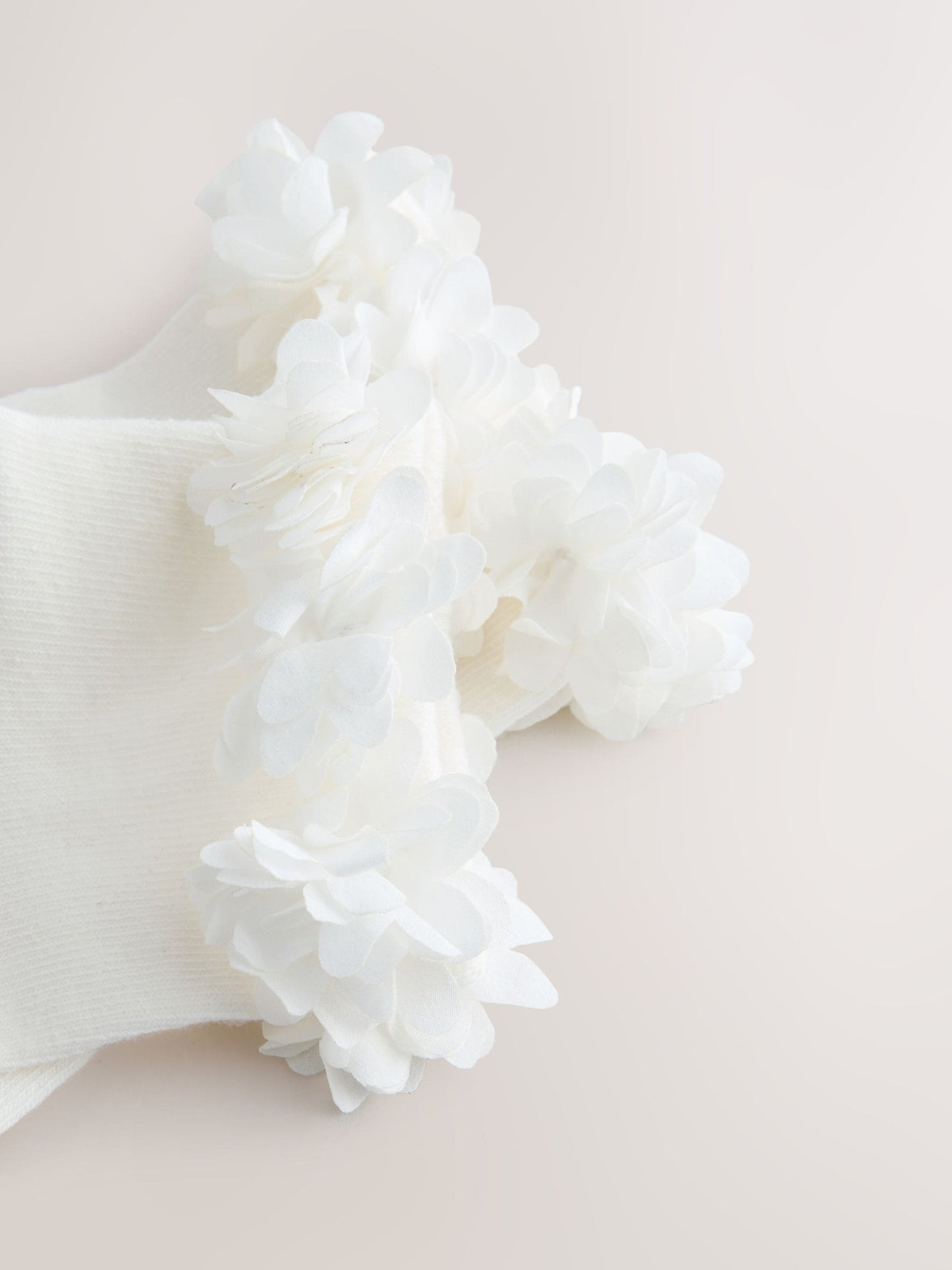 Ivory Cream 2 Pack Cotton Rich Bridesmaid Ankle Socks image 3