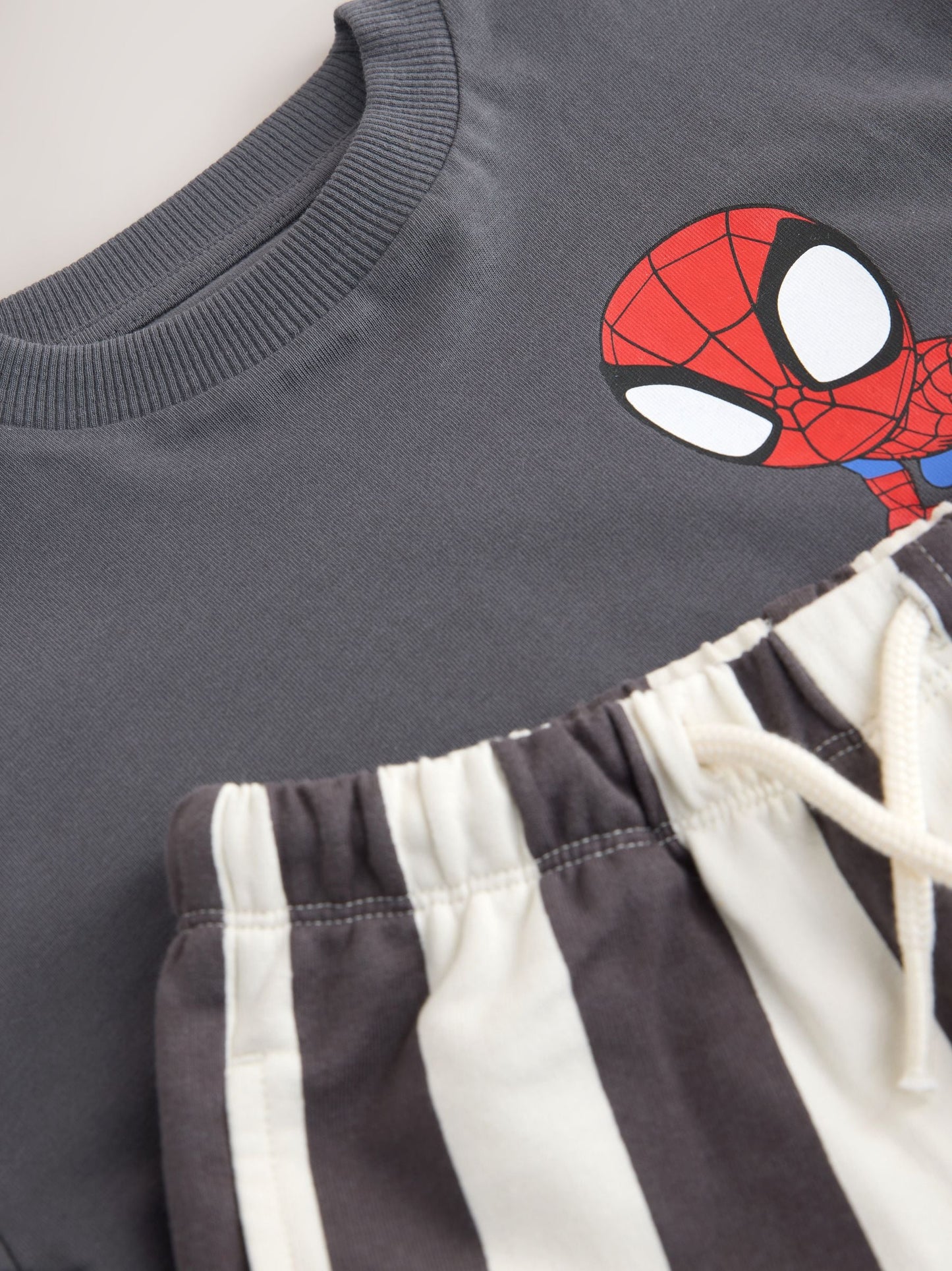 Dsiney Kidz - Charcoal Grey Spider-Man T-Shirt And Shorts Set (9mths-8yrs) image 9
