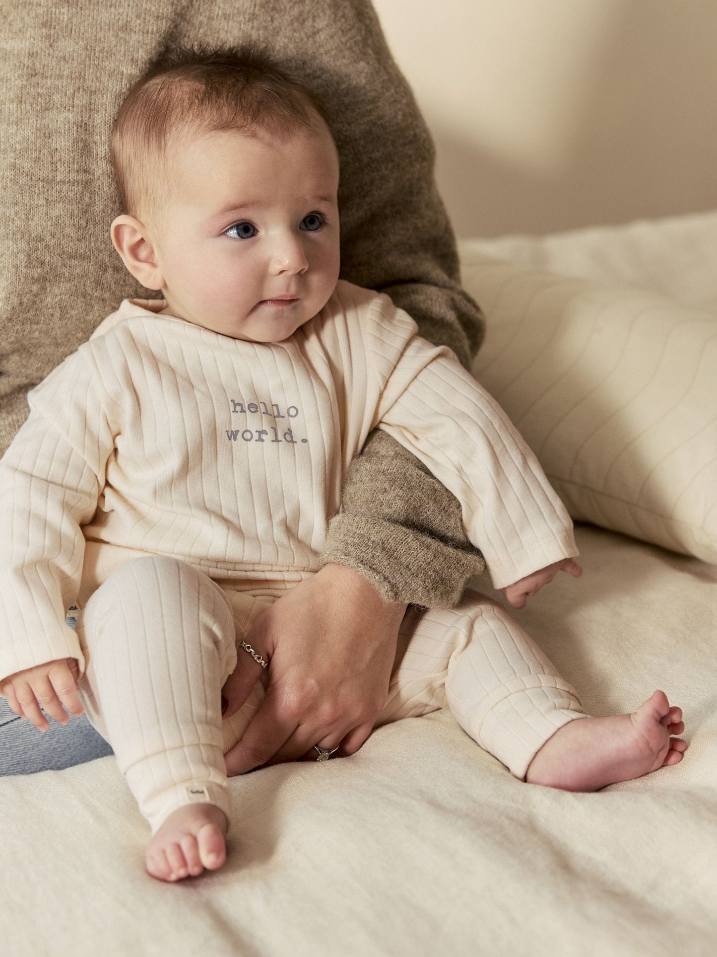 Neutral Hello World Top and Leggings Baby Set (0-18mths) image 2