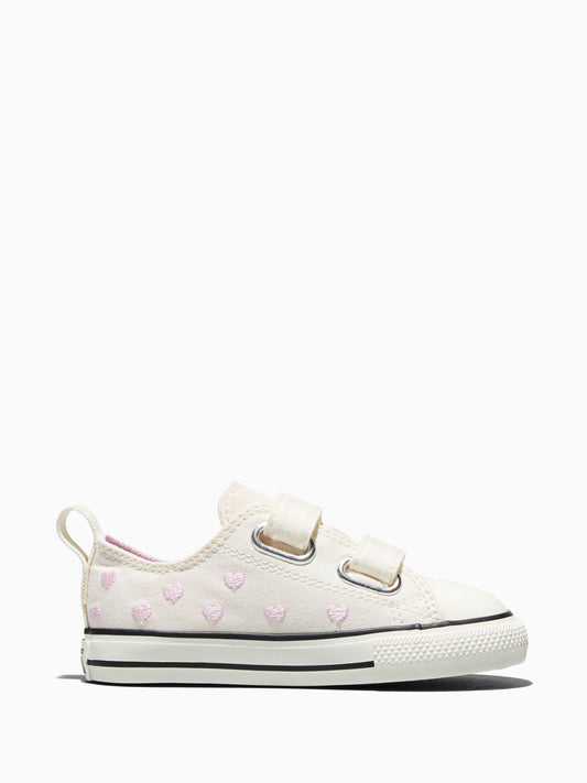 Converse White Chuck Taylor Toddler Heart 1V Trainers image 2