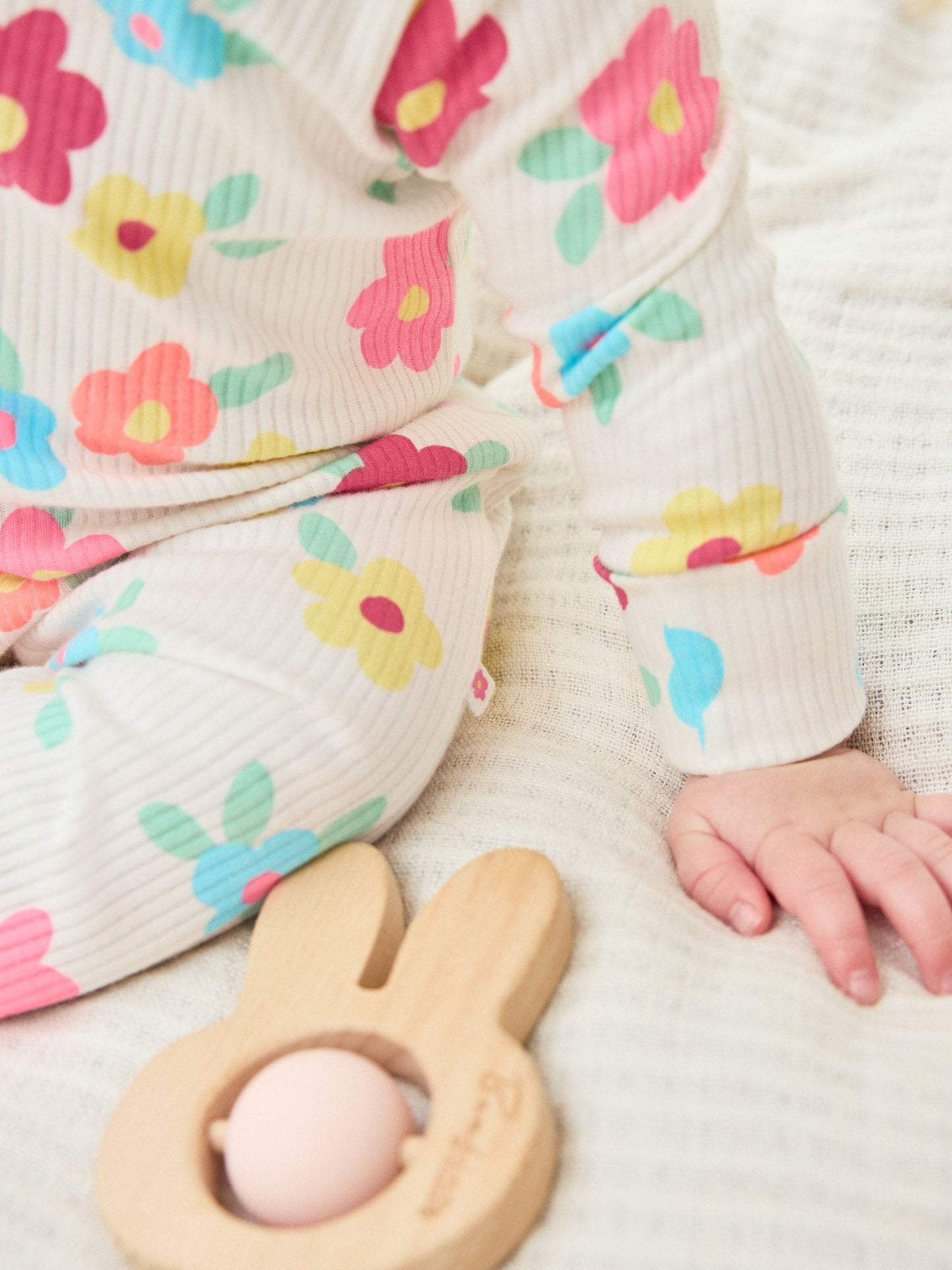 Yellow Two Way Zip Baby Sleepsuits 4 Pack (0mths-2yrs) image 5