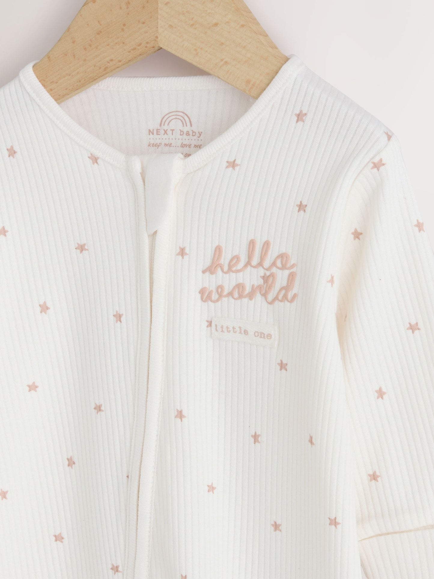 Cream Baby Sleepsuit and Hat Set (0-9mths) image 4