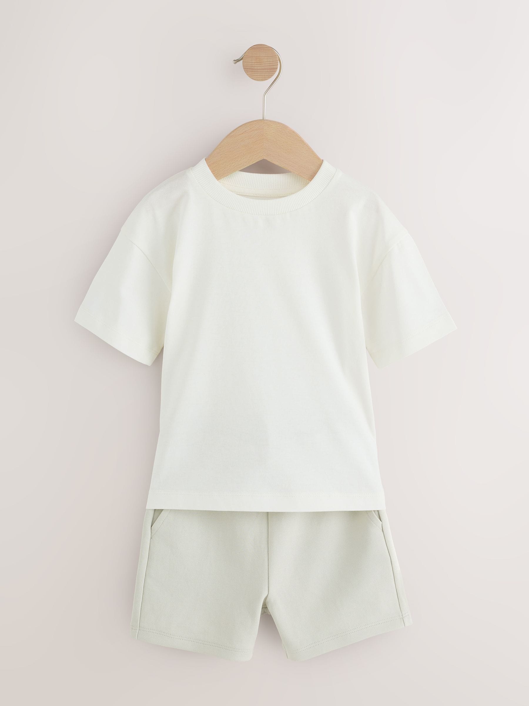 Light Grey Jersey Shirt T-Shirt and Shorts Set (3mths-7yrs) image 3