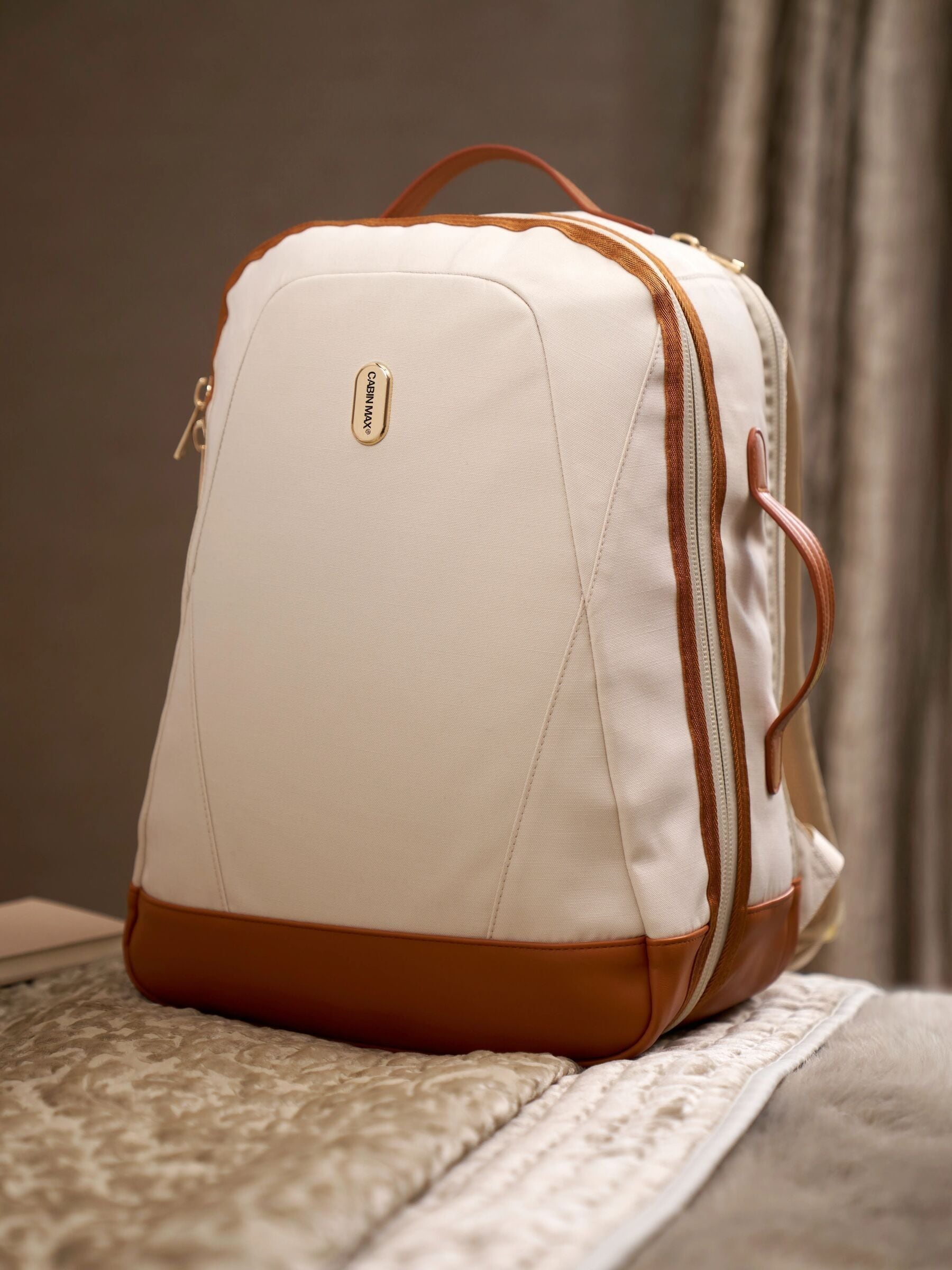 Cabin Max Cream Santa Cruz Backpack image 1