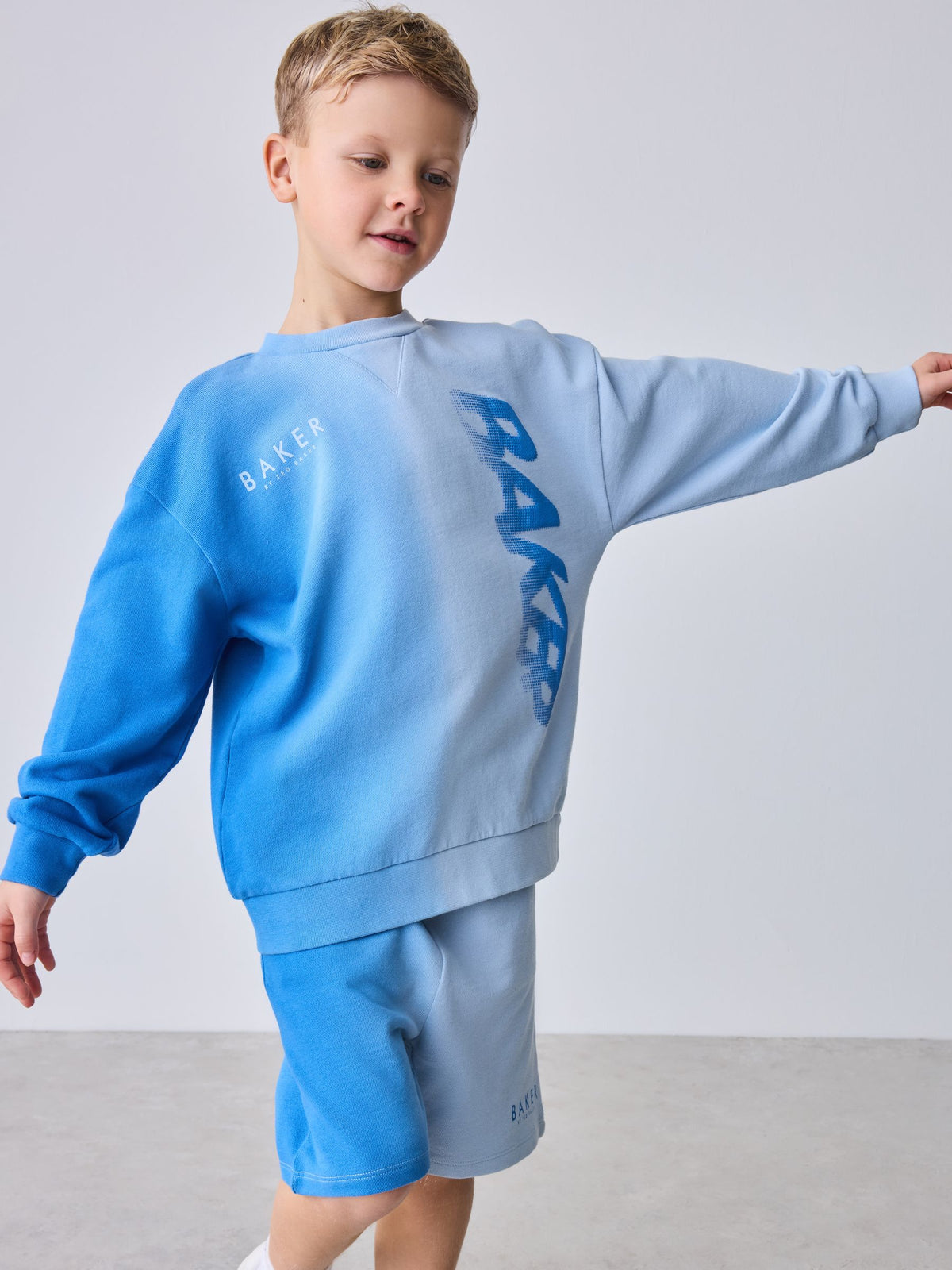 Dsiney Kidz - Baker by Ted Baker Ombre Sweatshirt and Shorts Set image 1