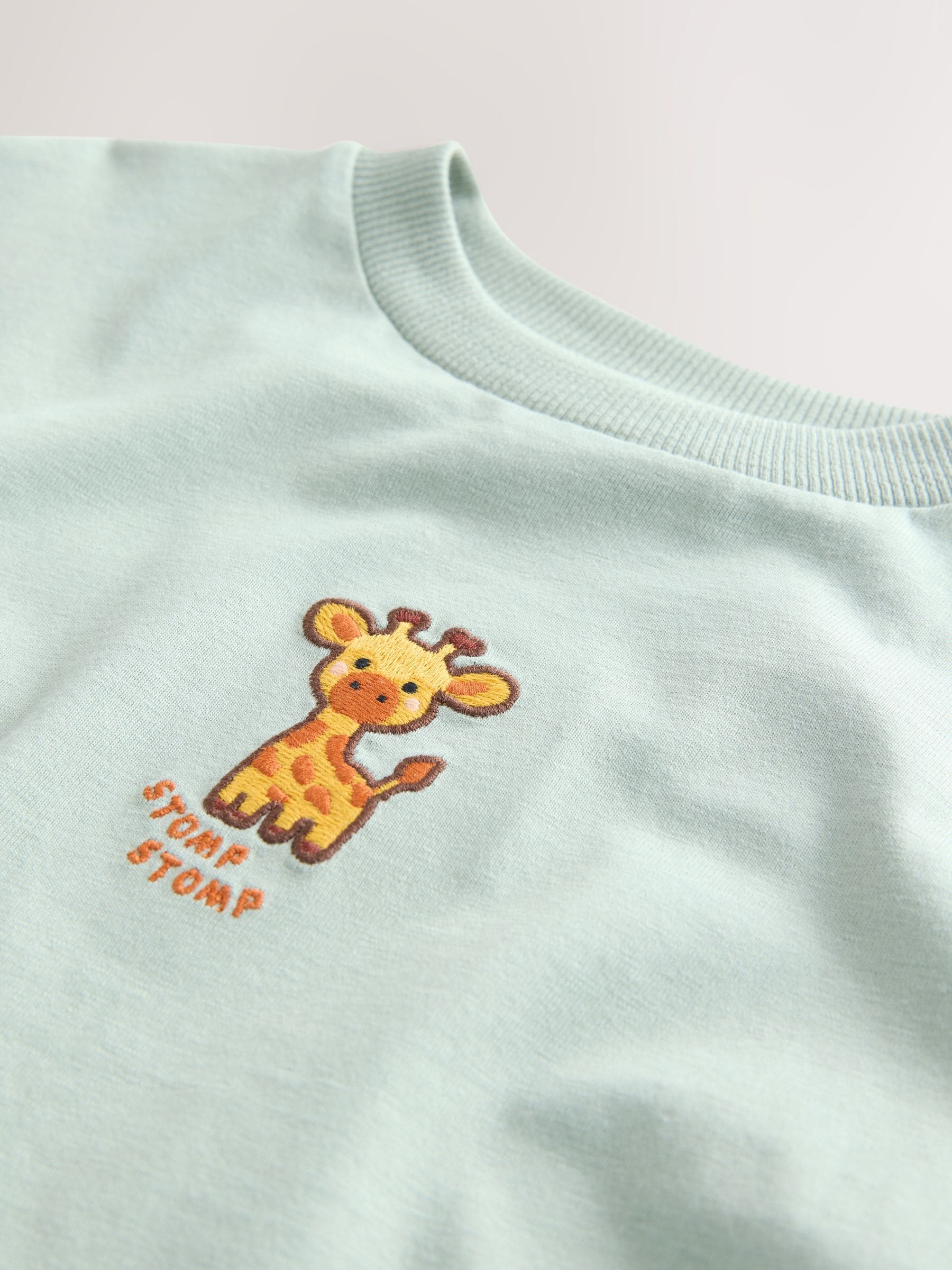 Green Giraffe Short Sleeve Small Graphic T-Shirt (3mths-7yrs) image 4