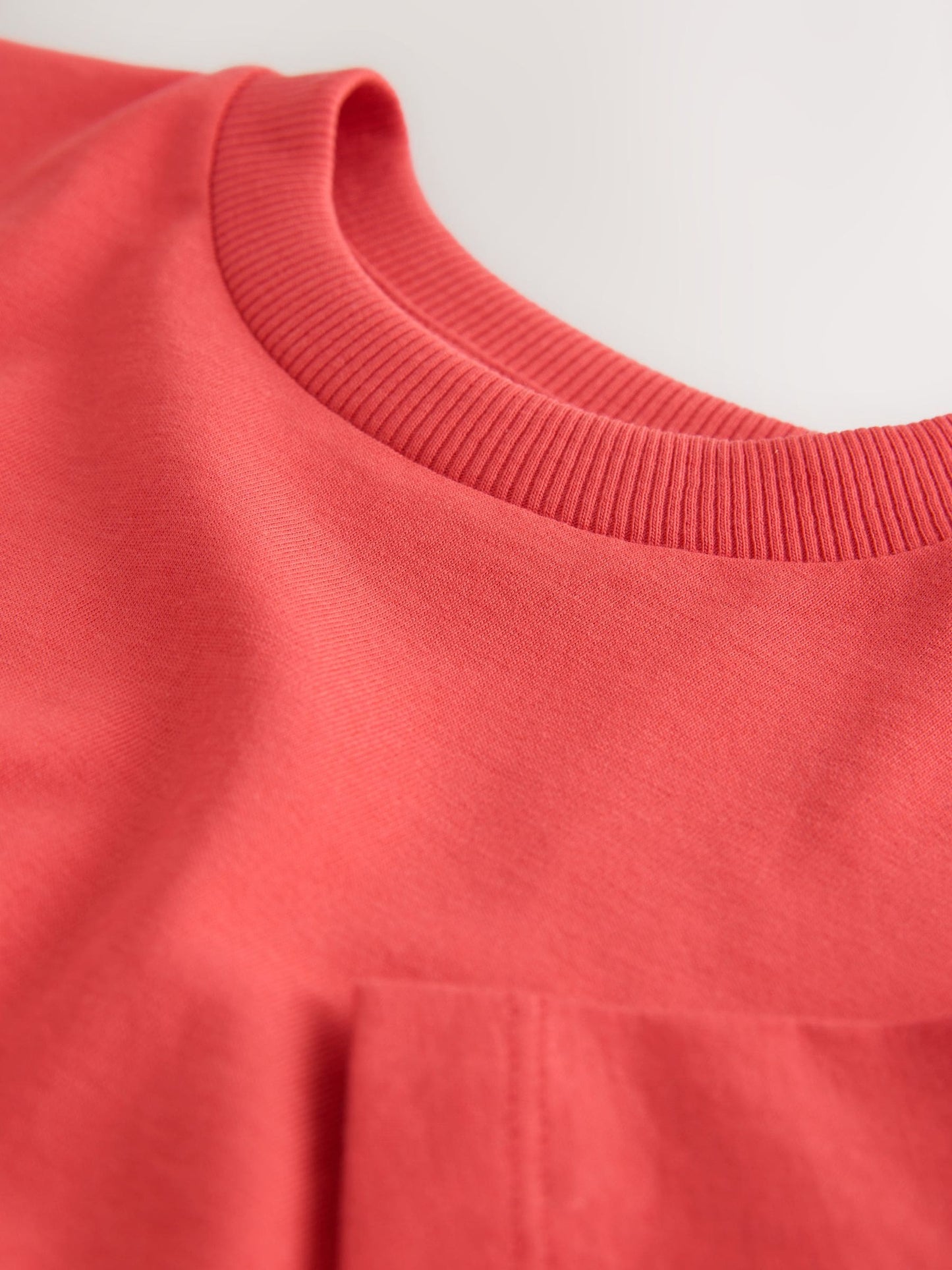 Red Short Sleeve Plain T-Shirt (3mths-7yrs) image 3