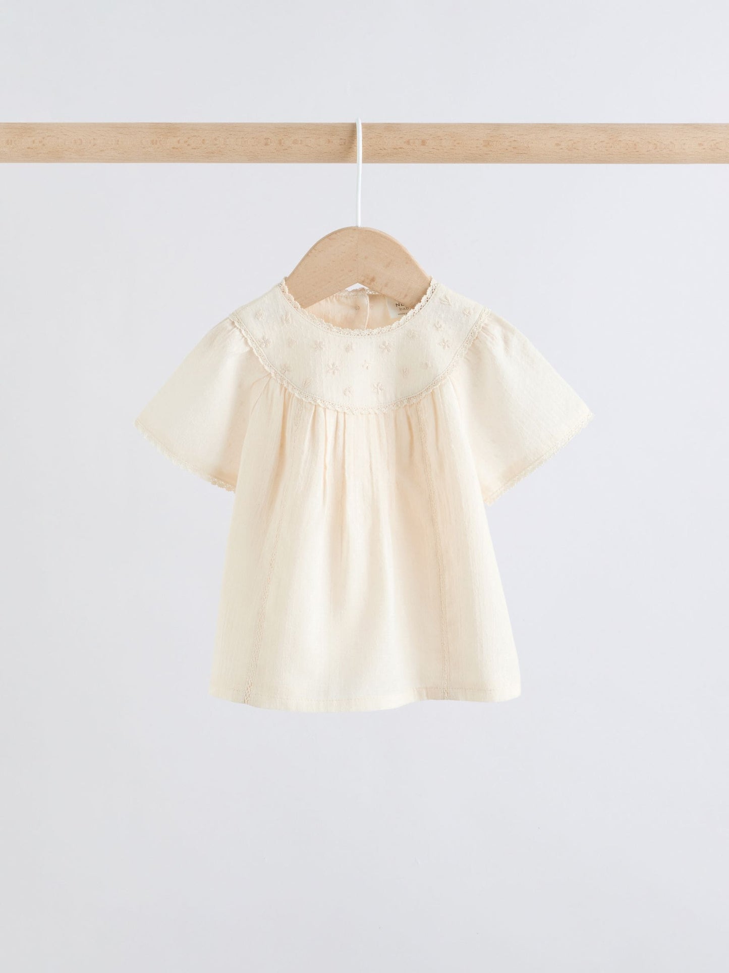 White Woven Baby Top and Shorts 2 Piece Set (0mths-2yrs) image 3