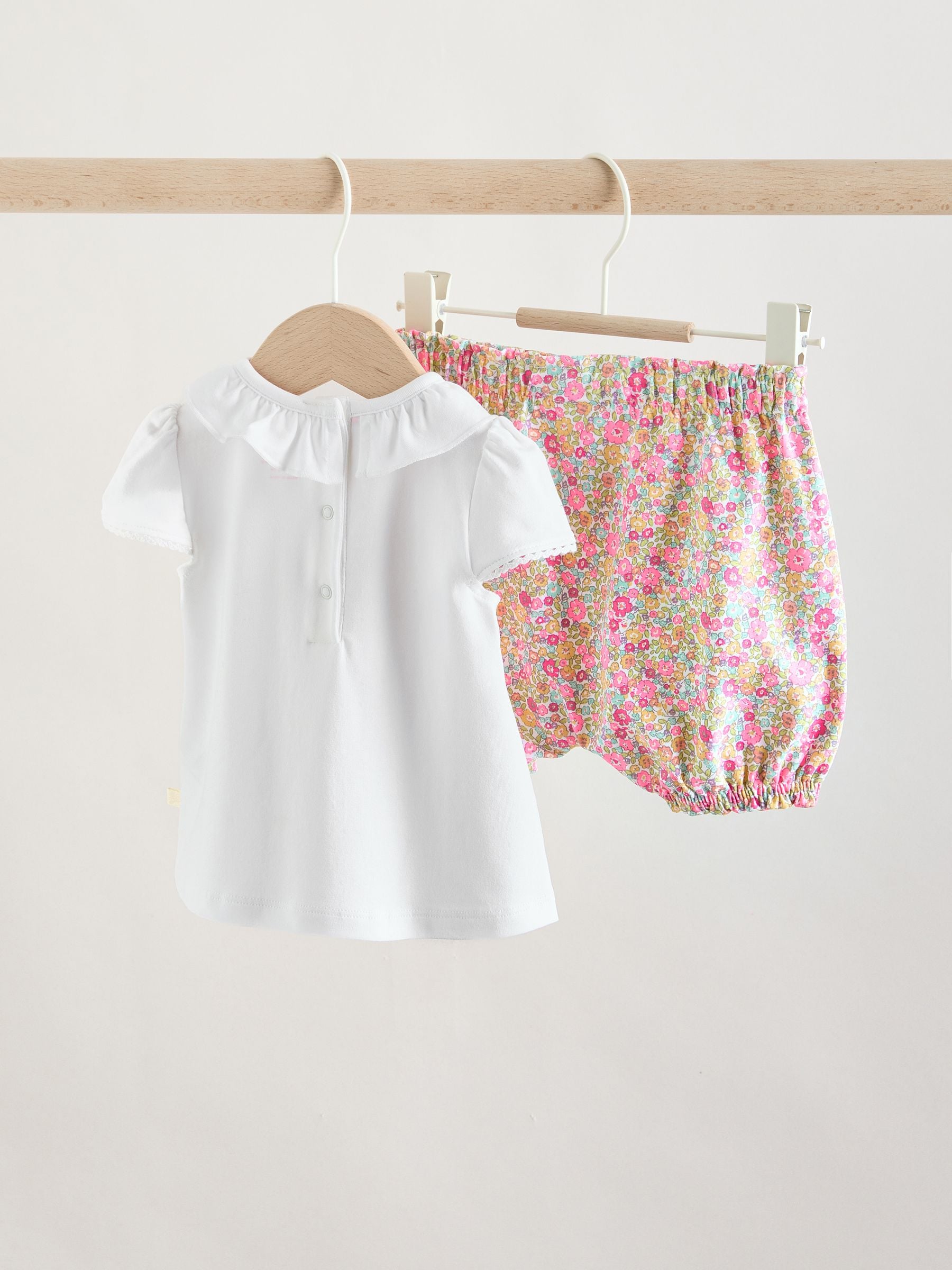 White Bunny Short Sleeve Baby Top and Short Set 2 Piece (0mths-2yrs) image 7