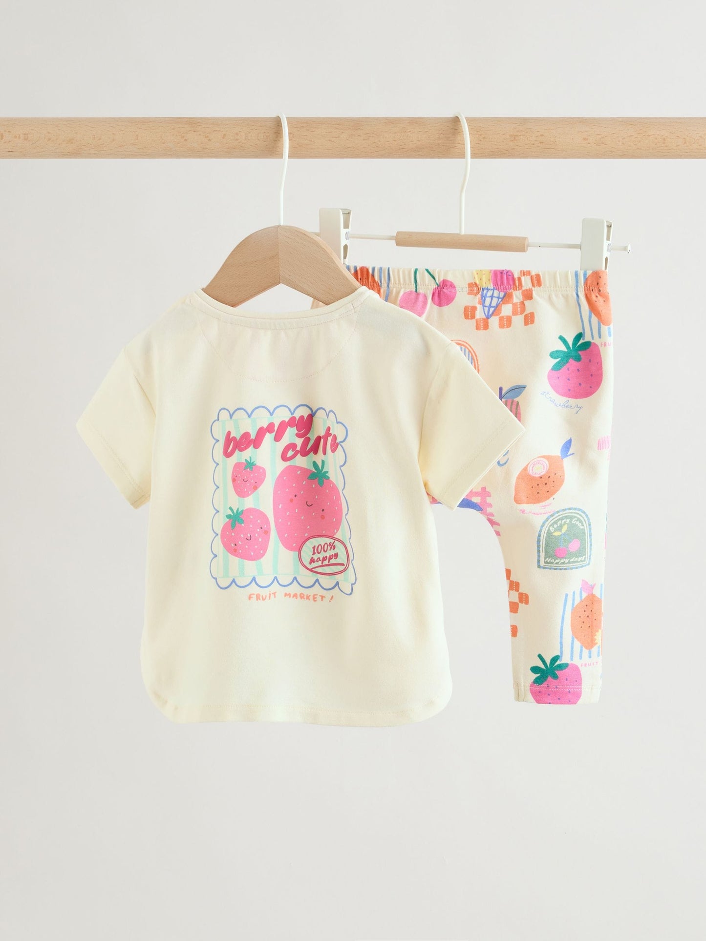 White Berry Short Sleeve Baby Top and Leggings 2 Piece Set (0mths-2yrs) image 4