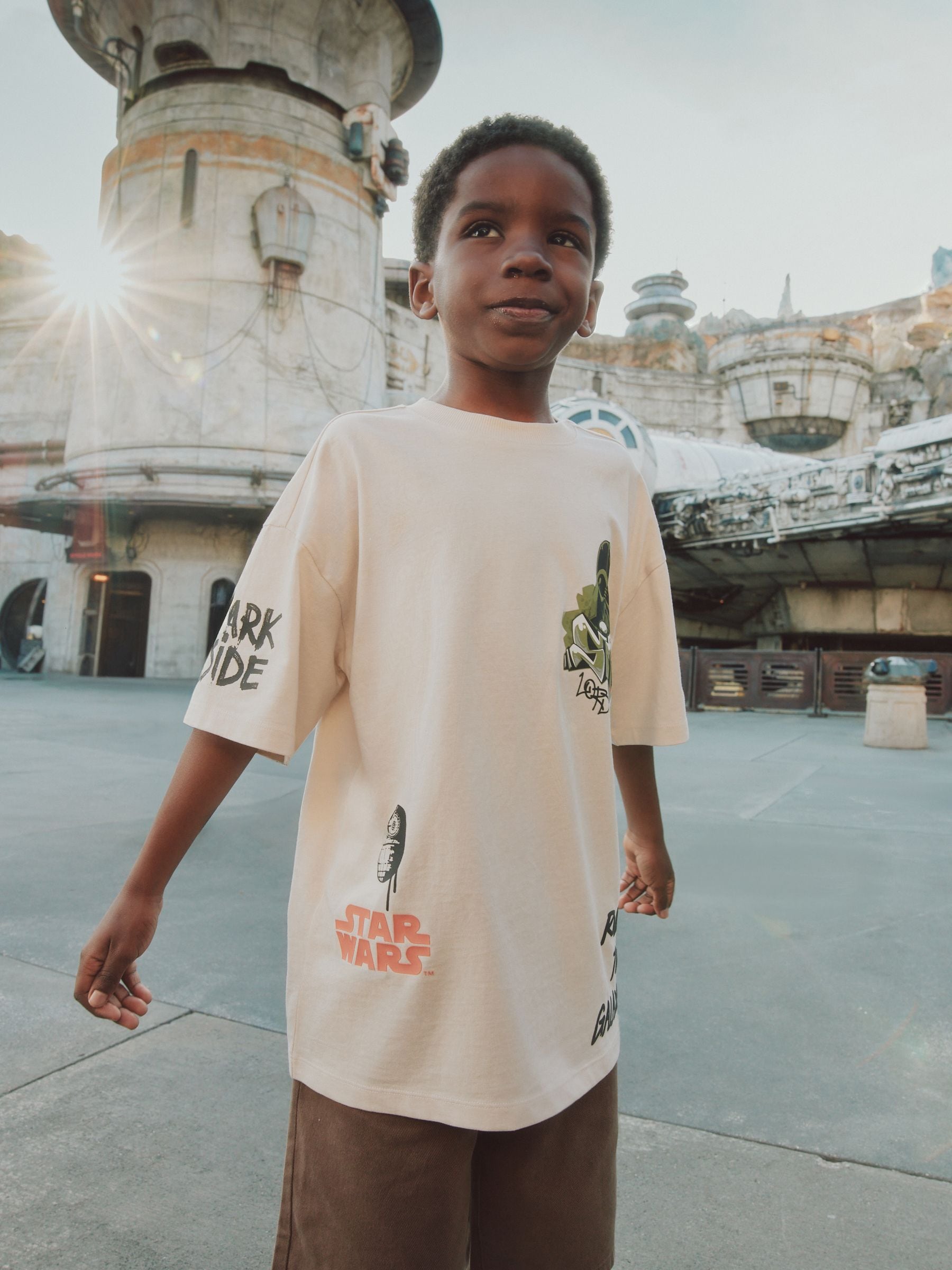 Dsiney Kidz - Stone Graffiti Star Wars T-Shirt (3-16yrs) image 1