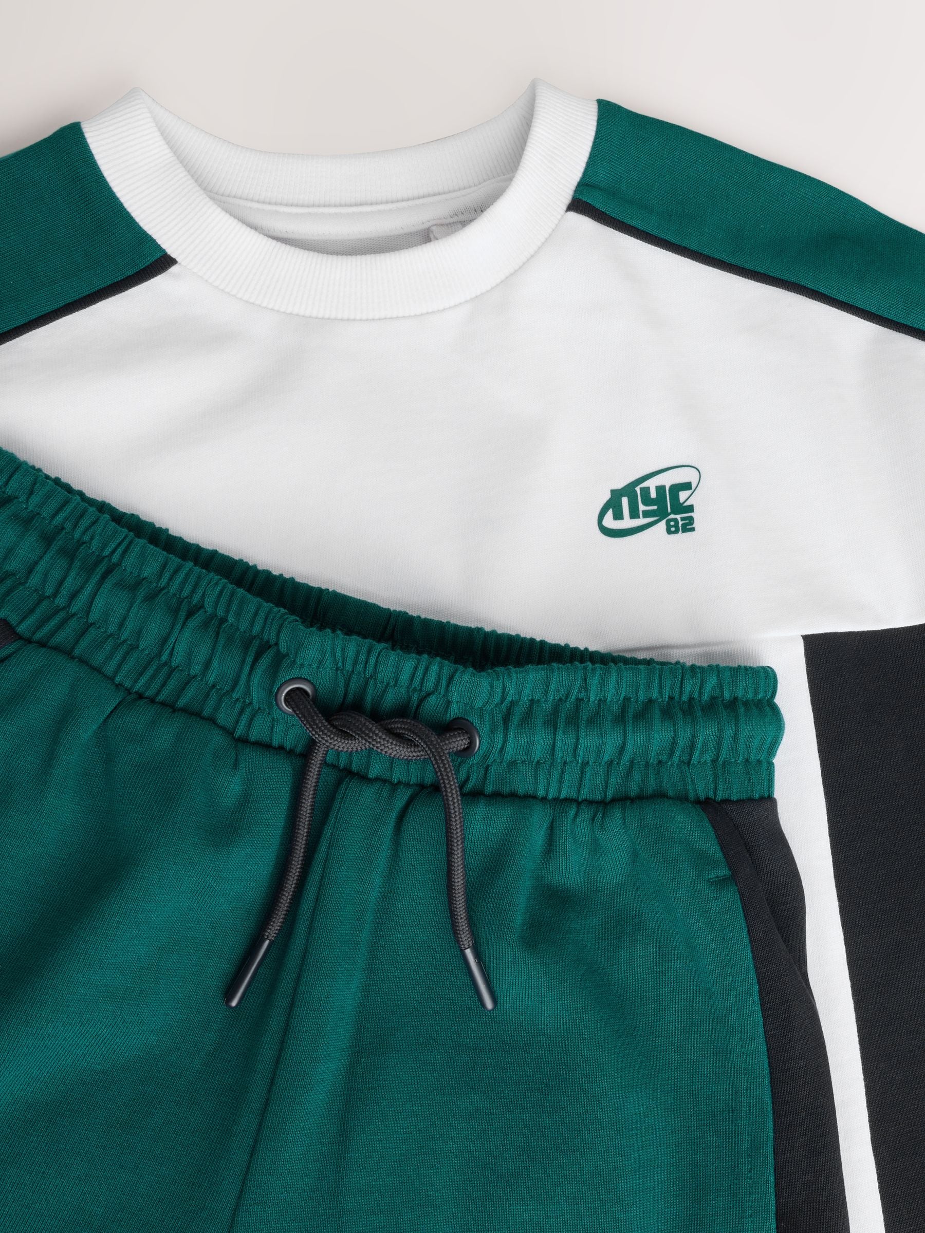 Dsiney Kidz - Green/White/Navy Colourblock Short Sleeve T-Shirt and Shorts Set (3-16yrs) image 9